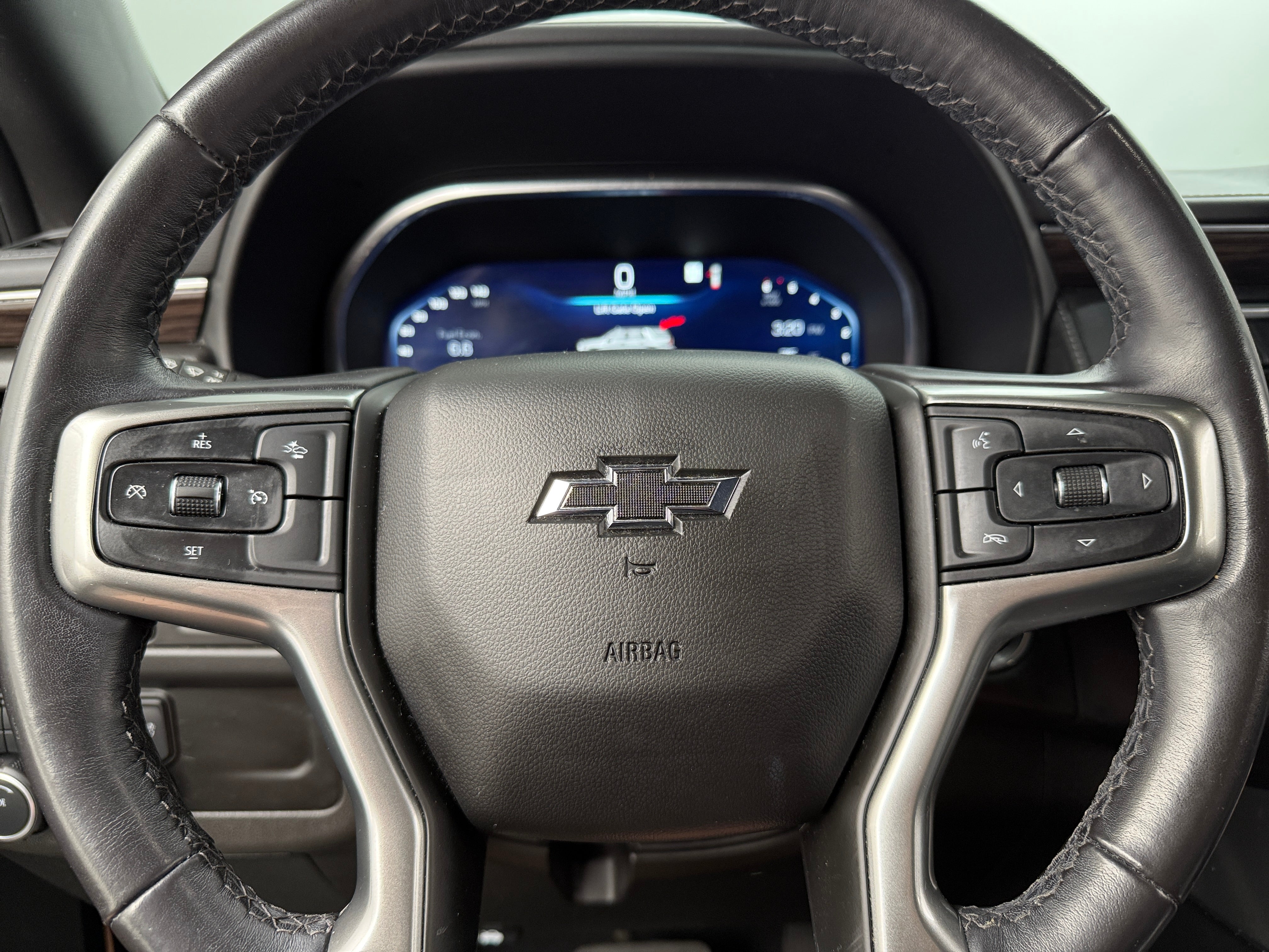 2022 Chevrolet Suburban Z71 4