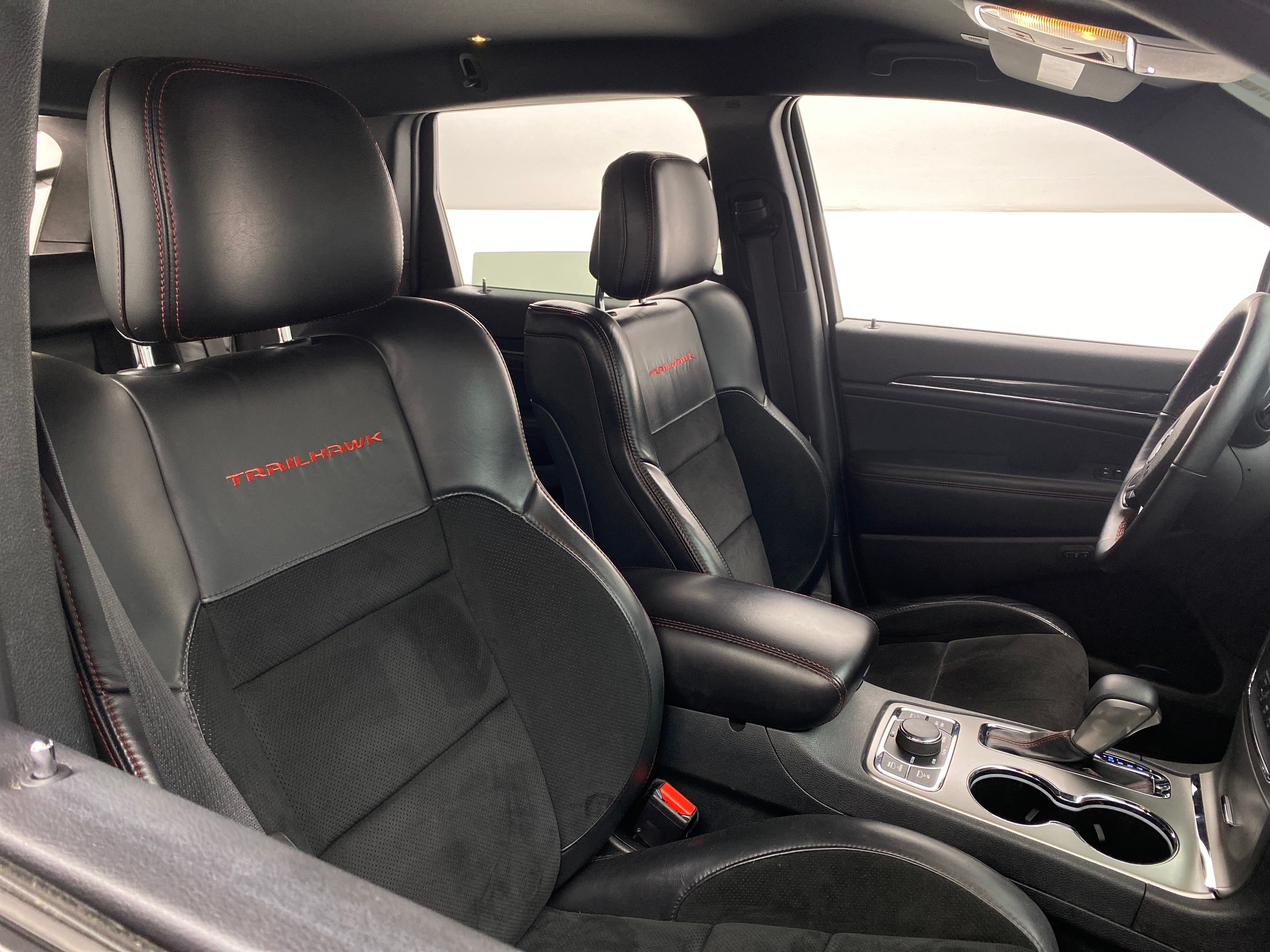 2017 Jeep Grand Cherokee Trailhawk 2