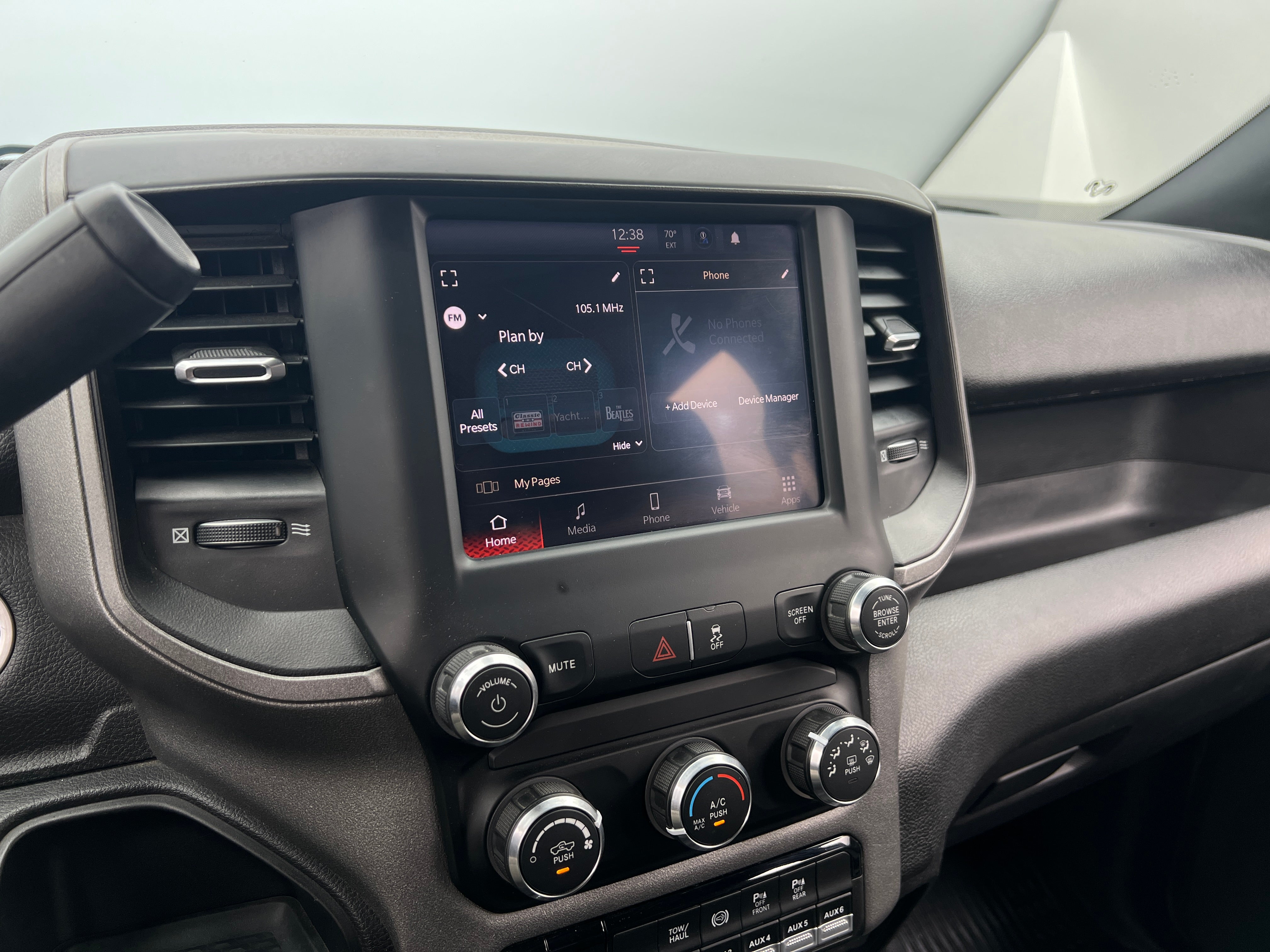 2023 RAM 2500 Tradesman 3