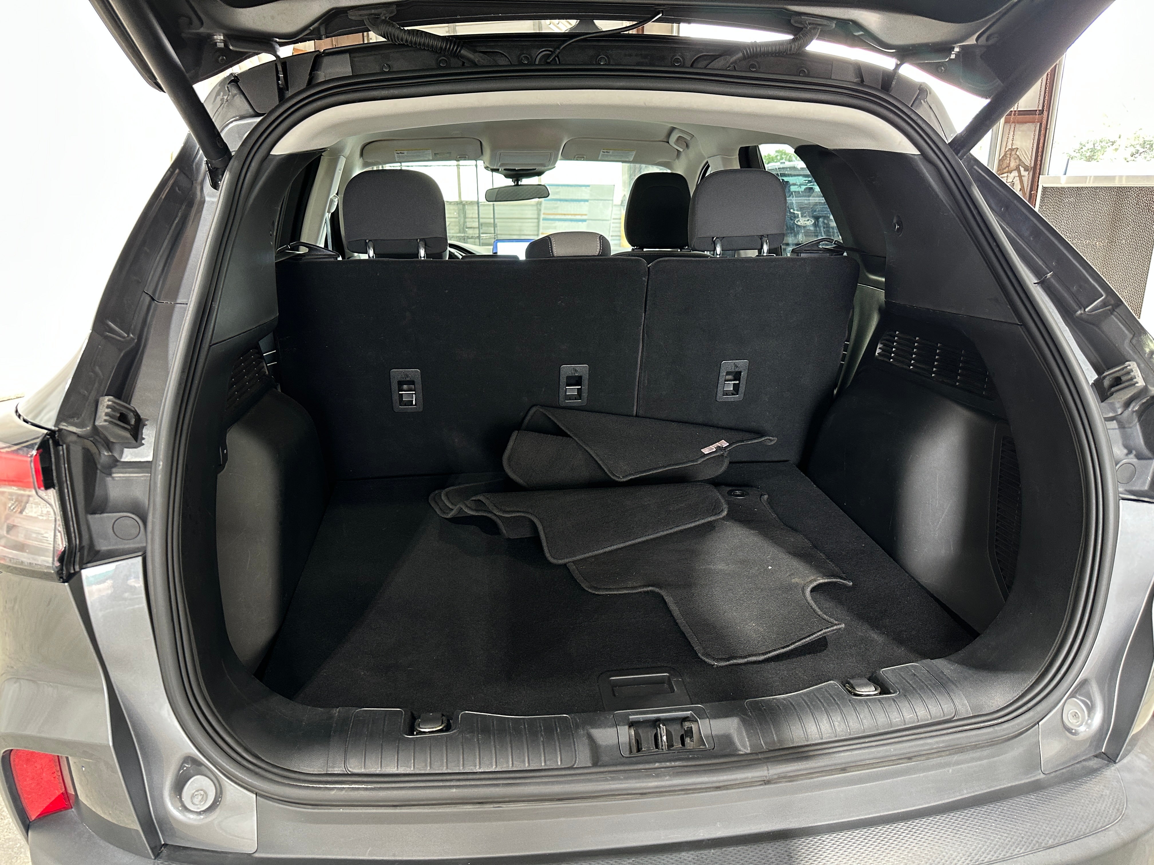 2021 Ford Escape SE 7