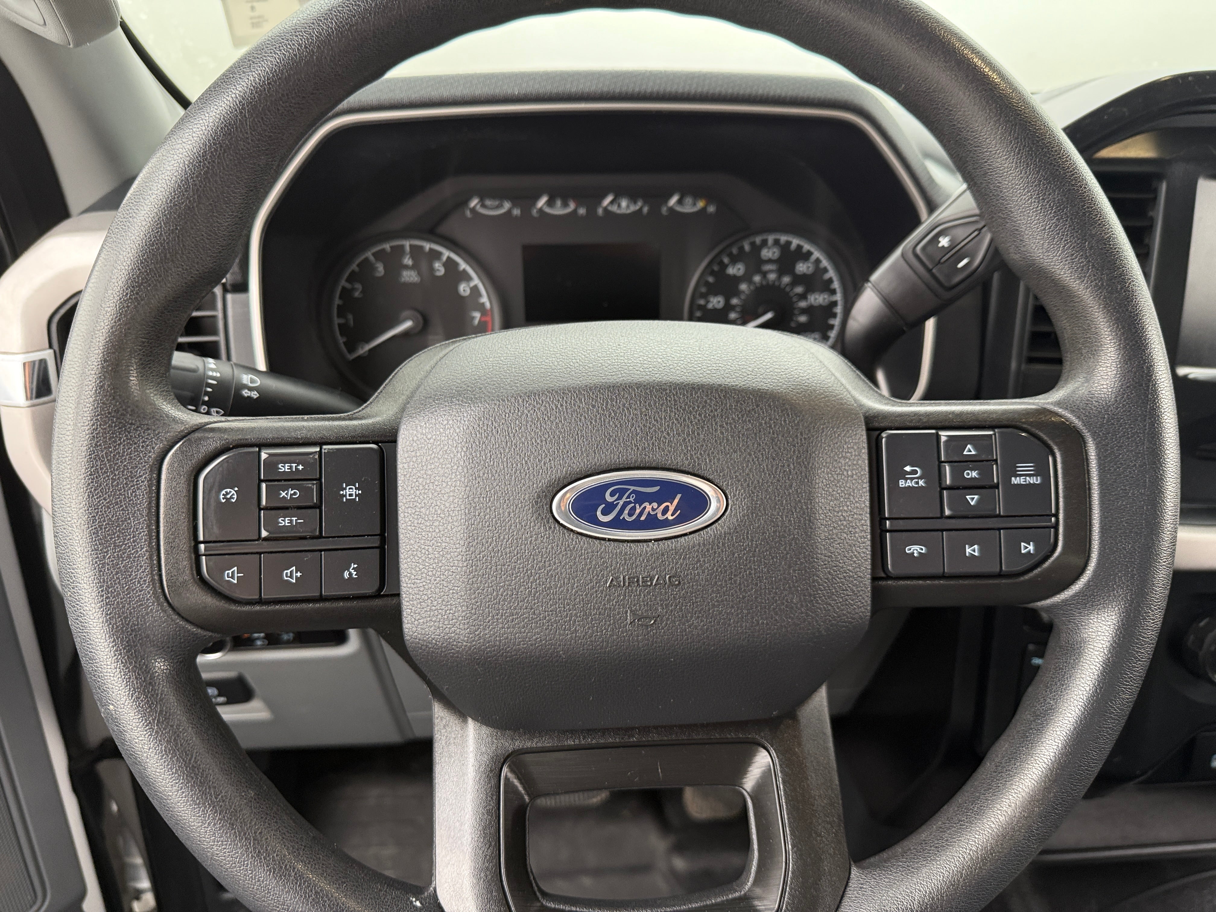 2023 Ford Econoline E-150 4