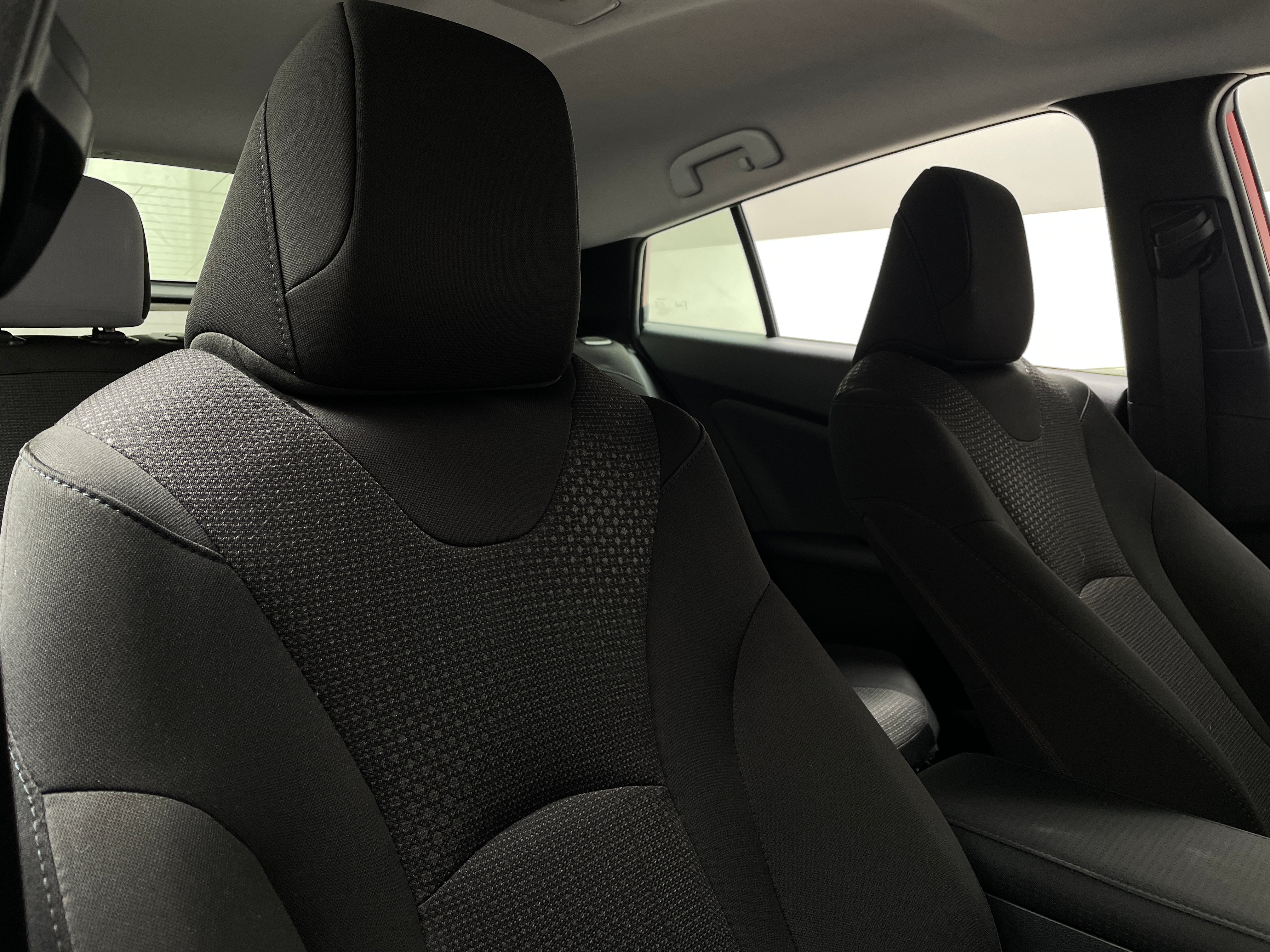 2021 Toyota Prius LE 2