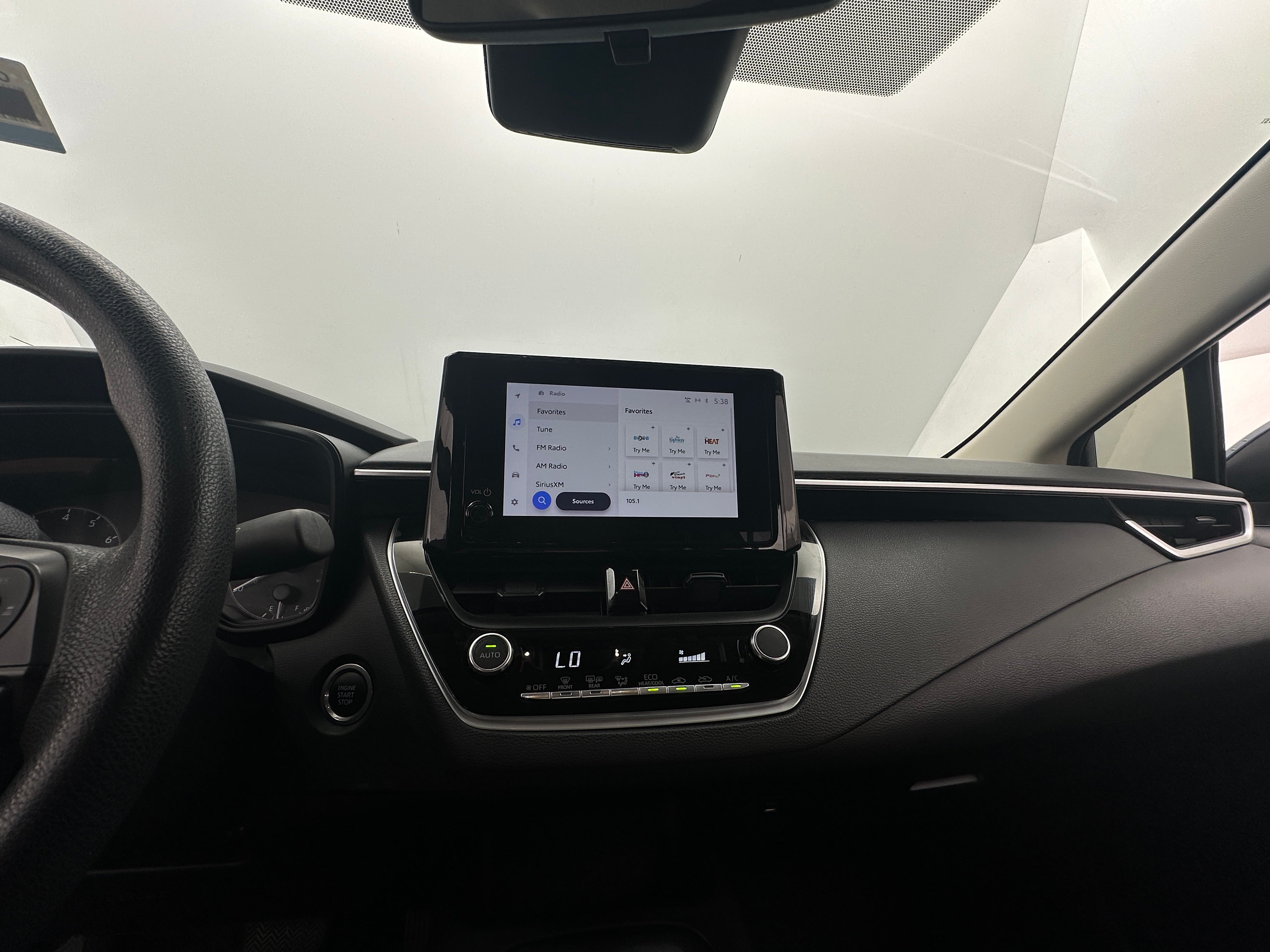 2023 Toyota Corolla LE 4