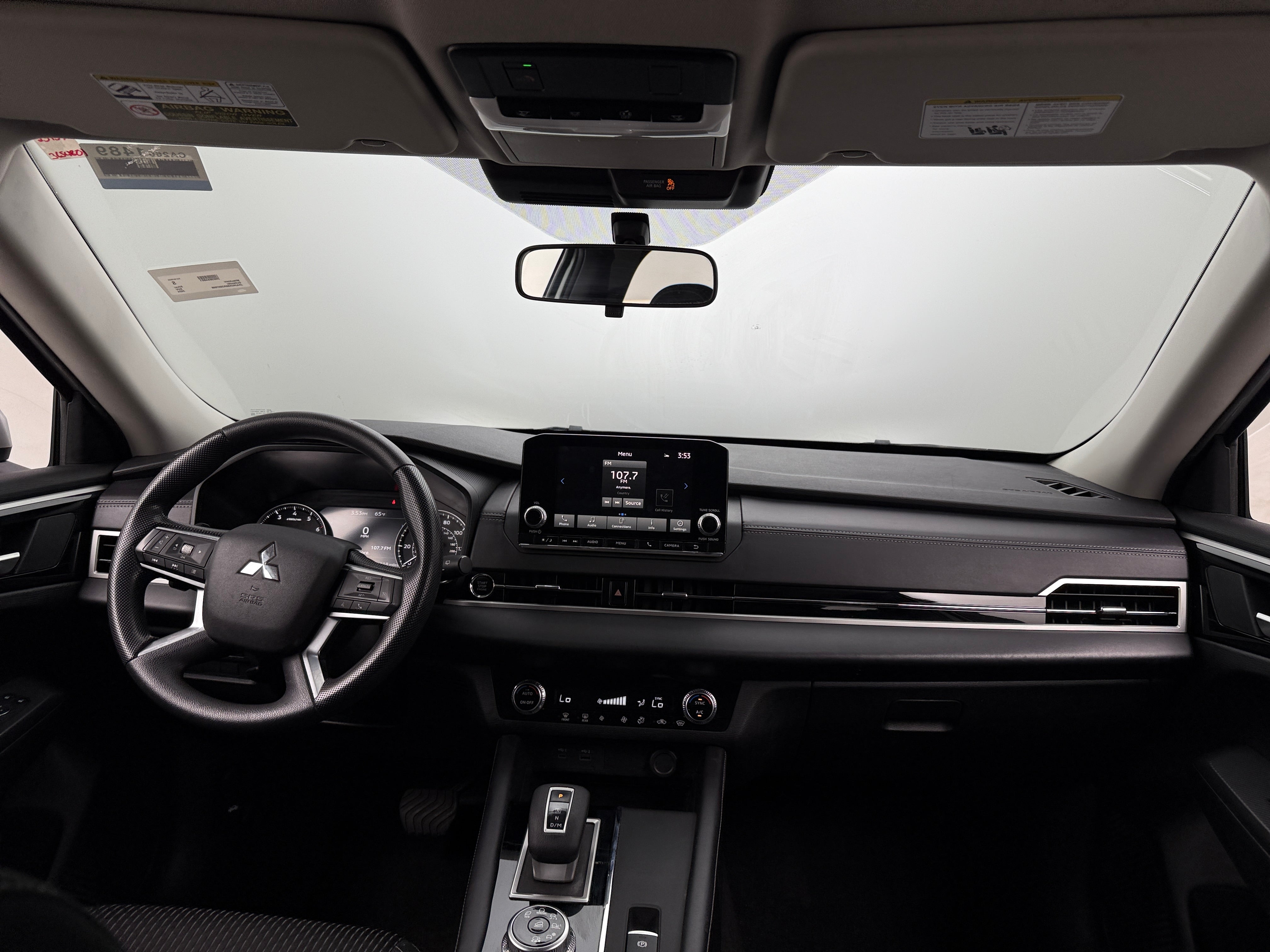 2024 Mitsubishi Outlander ES 3