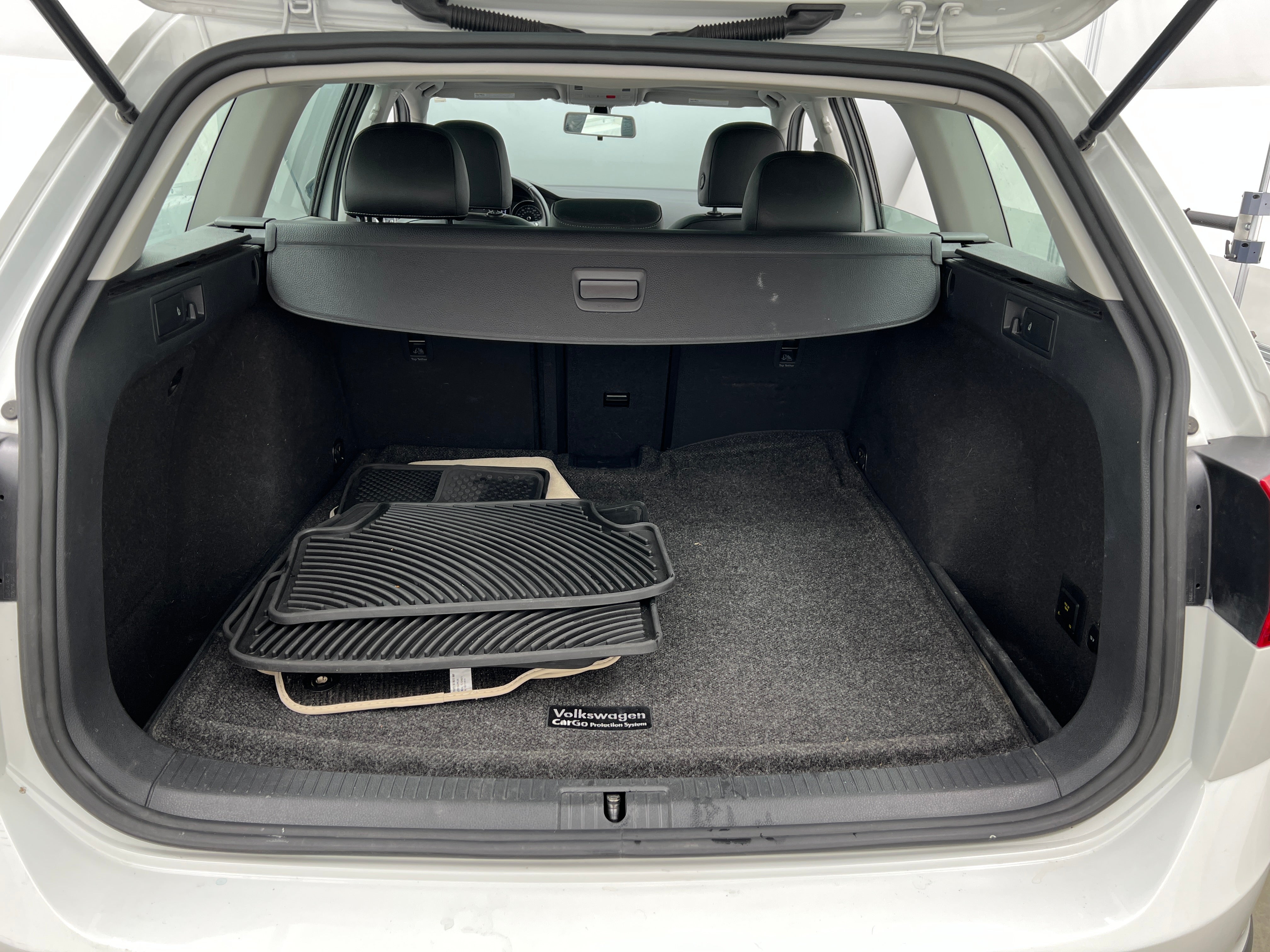 2017 Volkswagen Golf Alltrack SEL 6