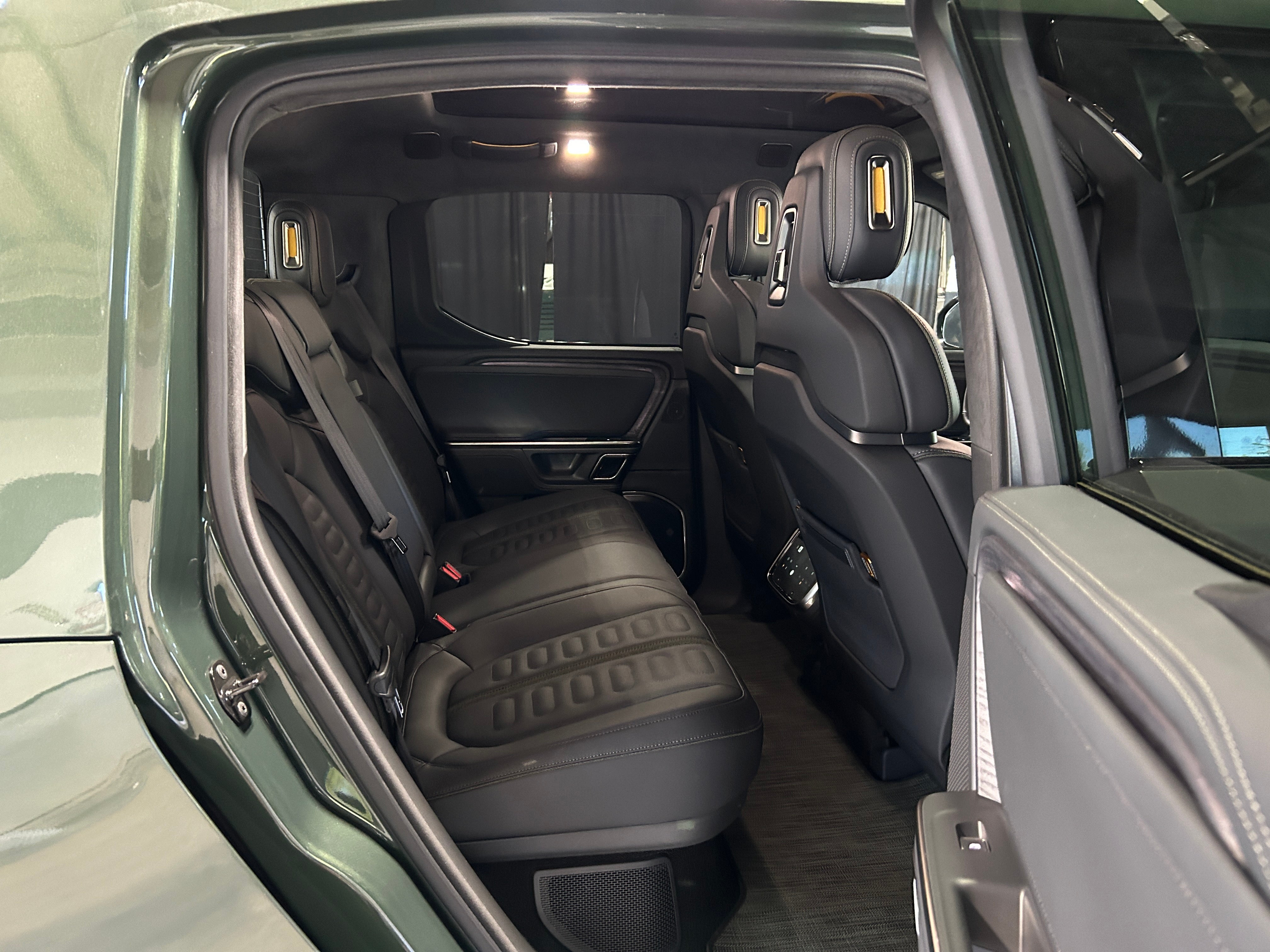 2023 Rivian R1T Adventure 5