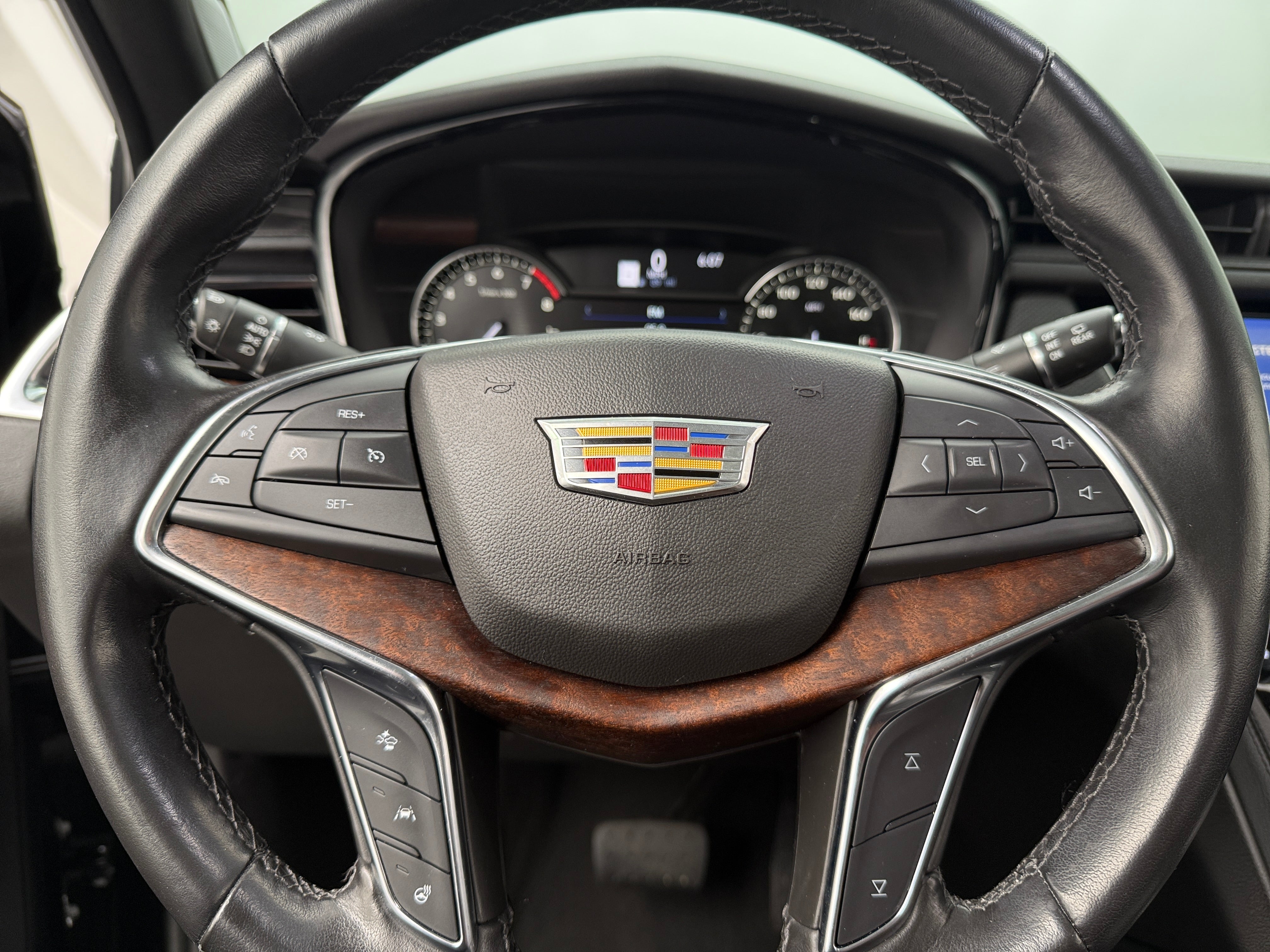 2021 Cadillac XT5 Premium Luxury 4