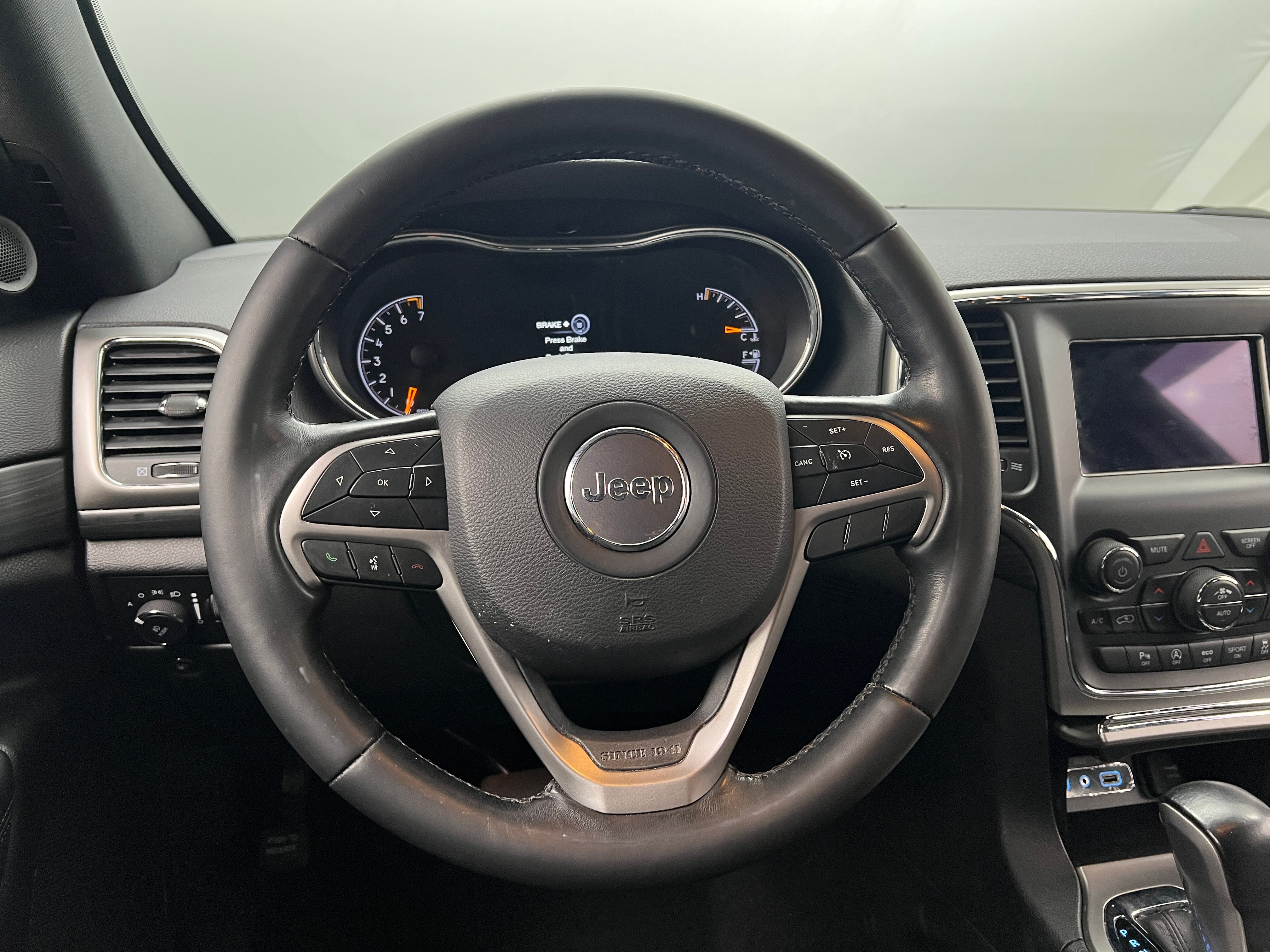 2021 Jeep Grand Cherokee Laredo 5