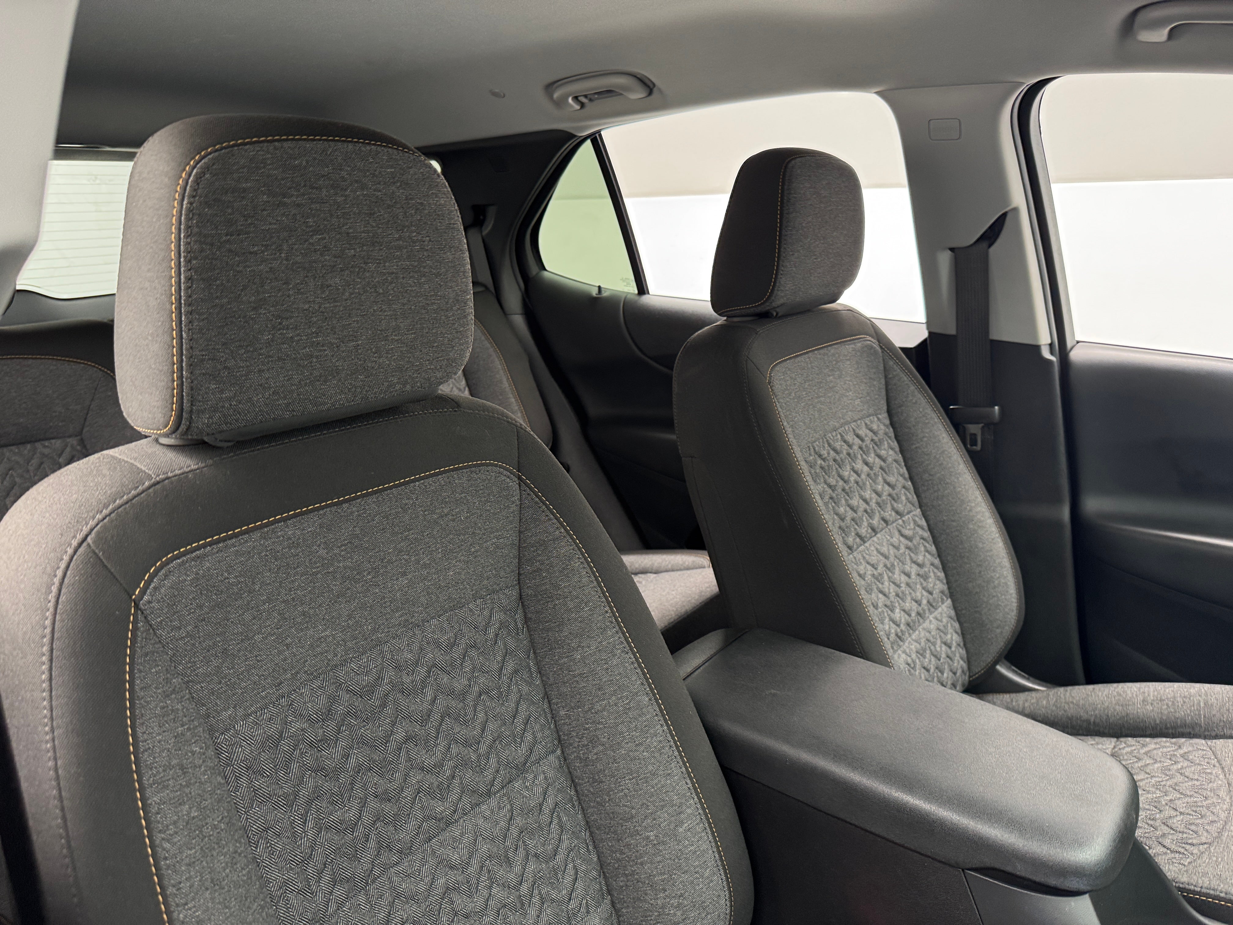 2023 Chevrolet Equinox LT 2