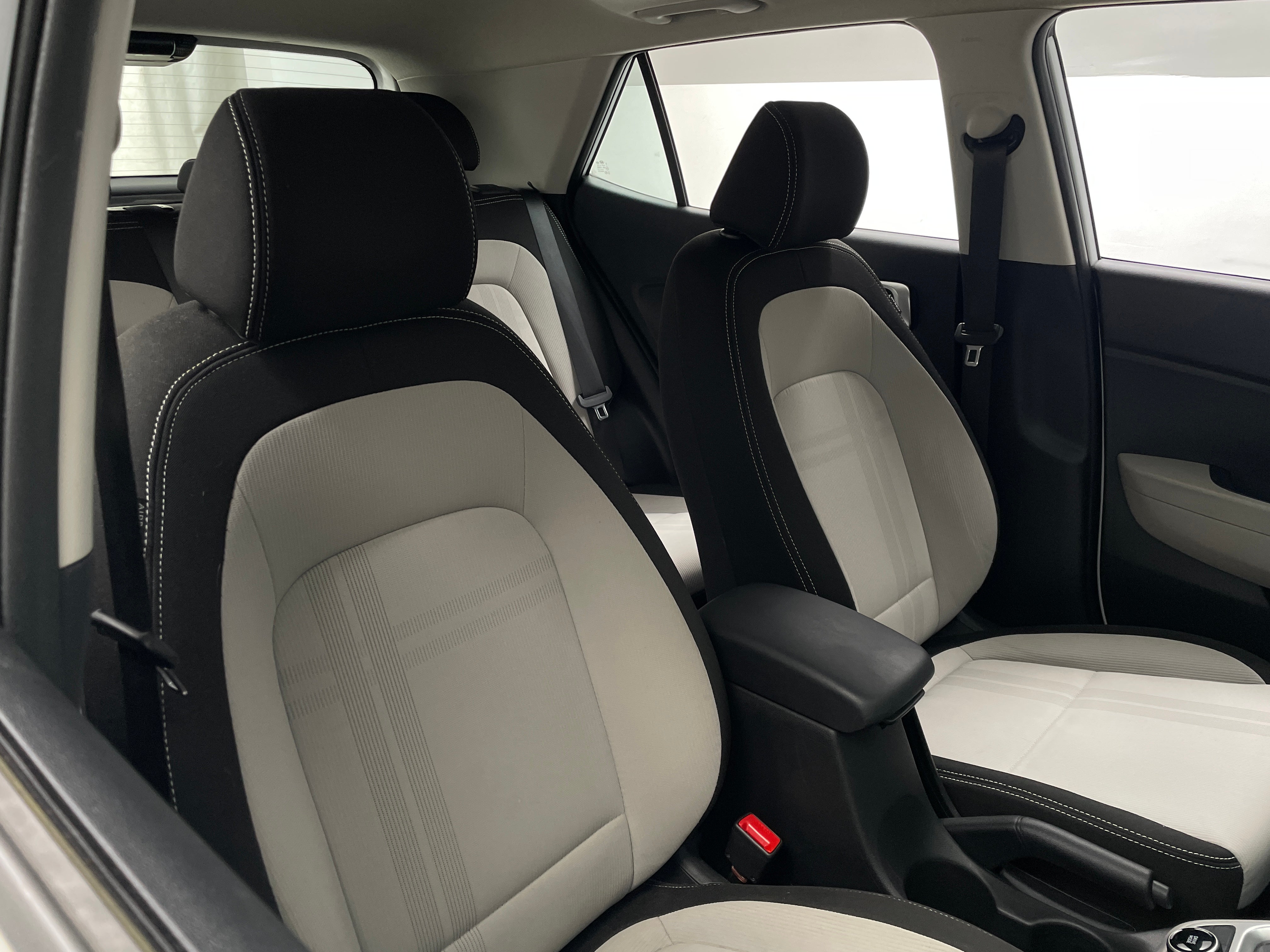 2023 Hyundai Venue SEL 2