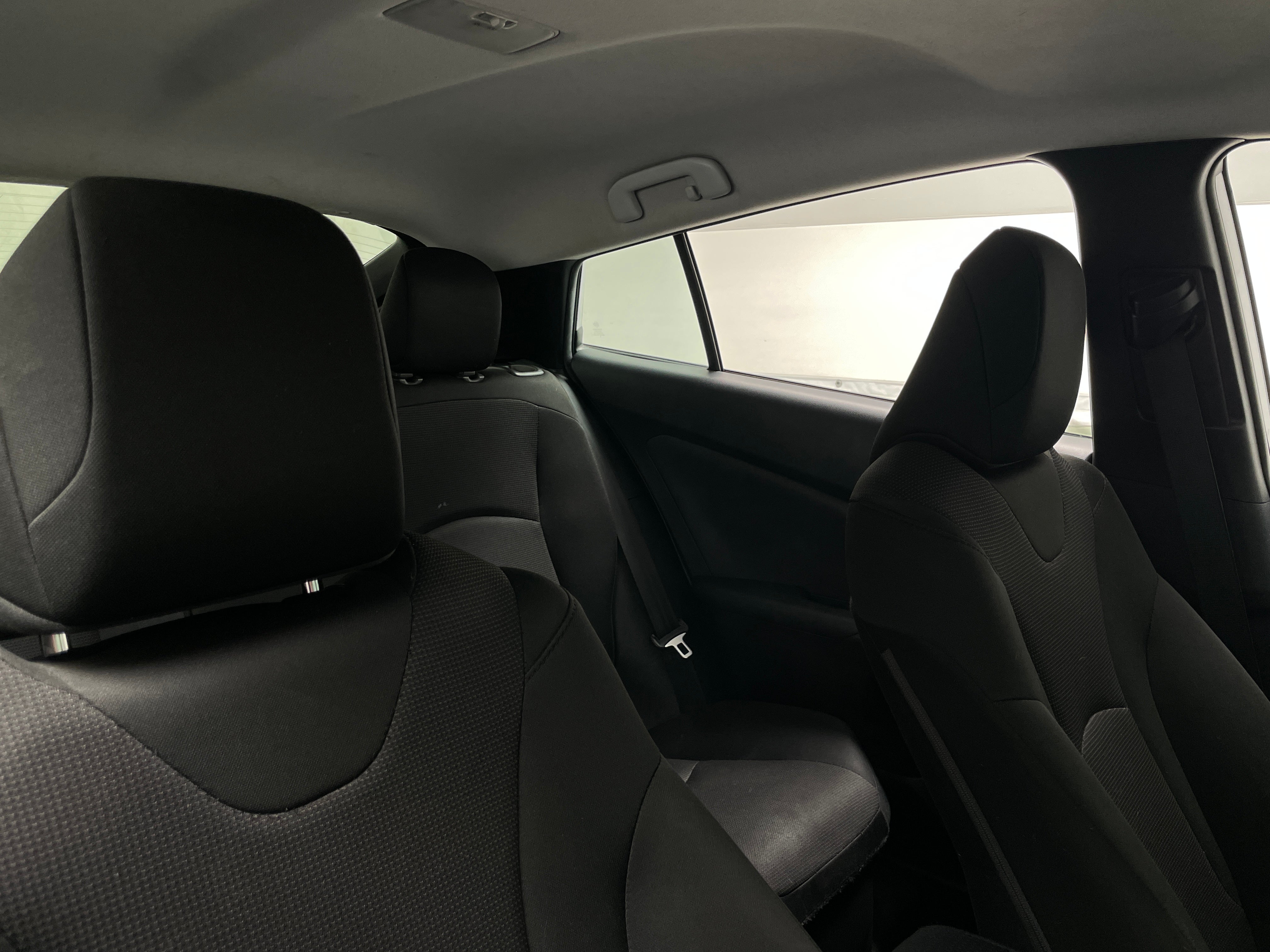 2021 Toyota Prius L Eco 2