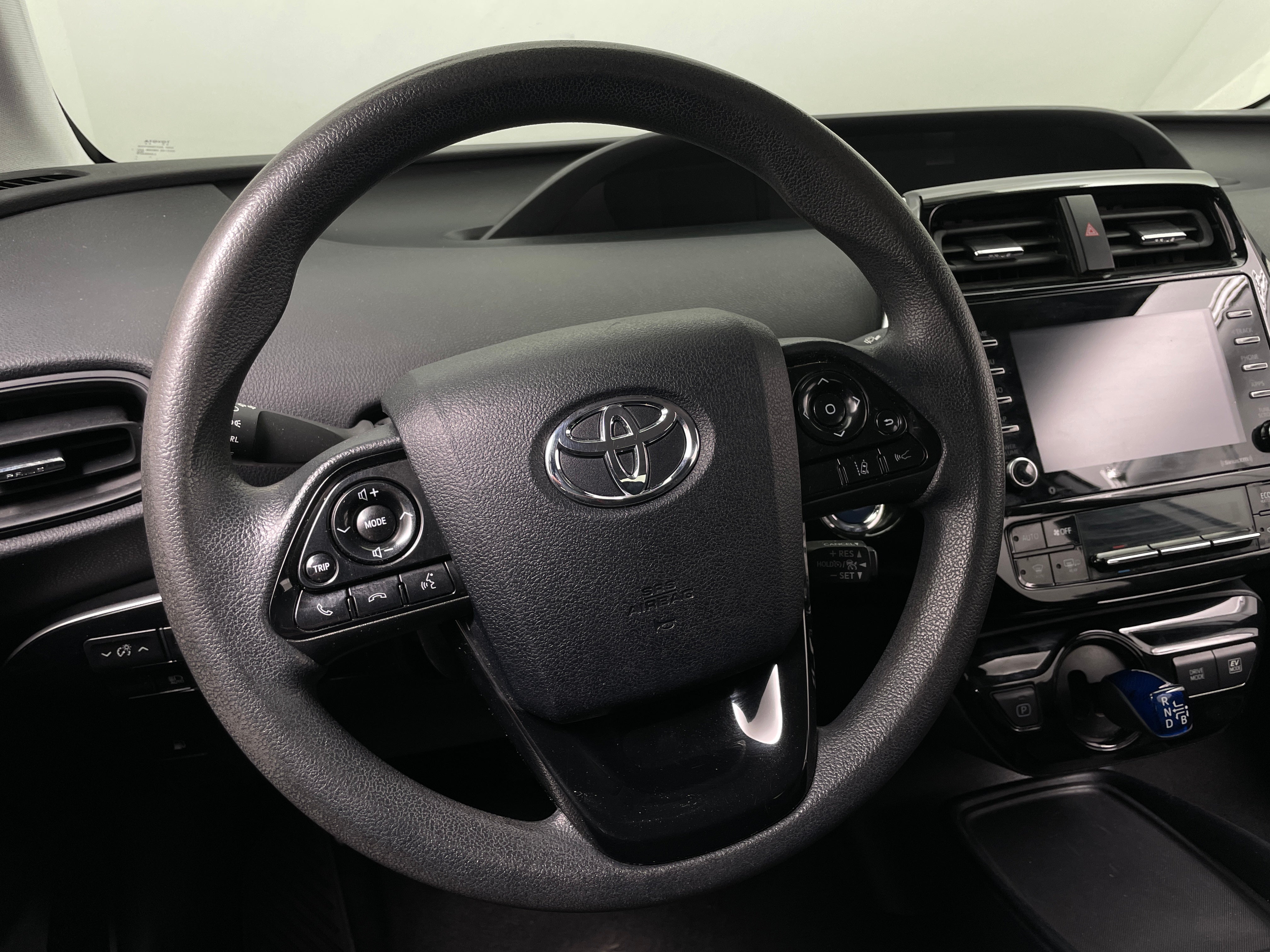 2021 Toyota Prius L Eco 5