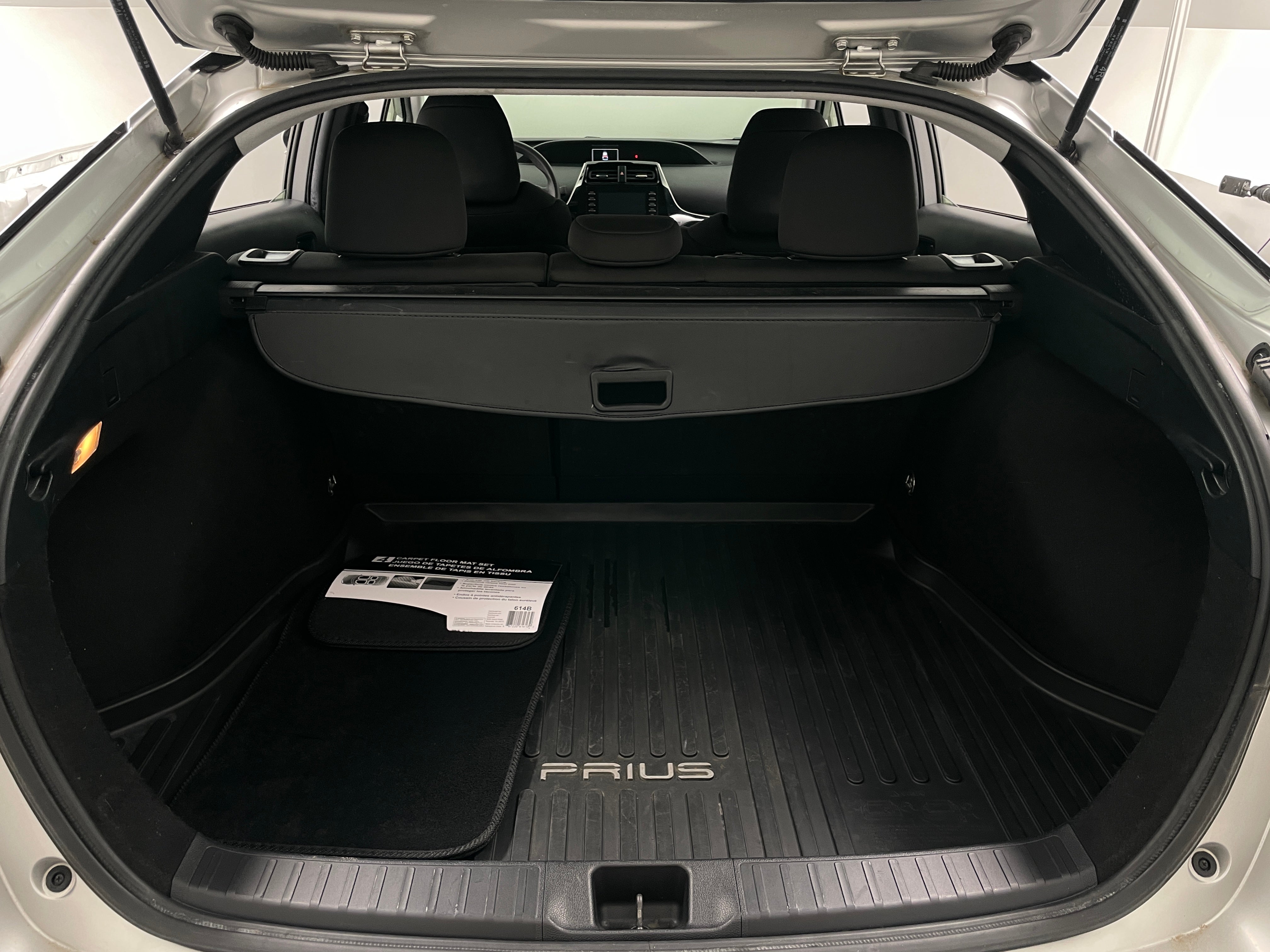 2021 Toyota Prius L Eco 7