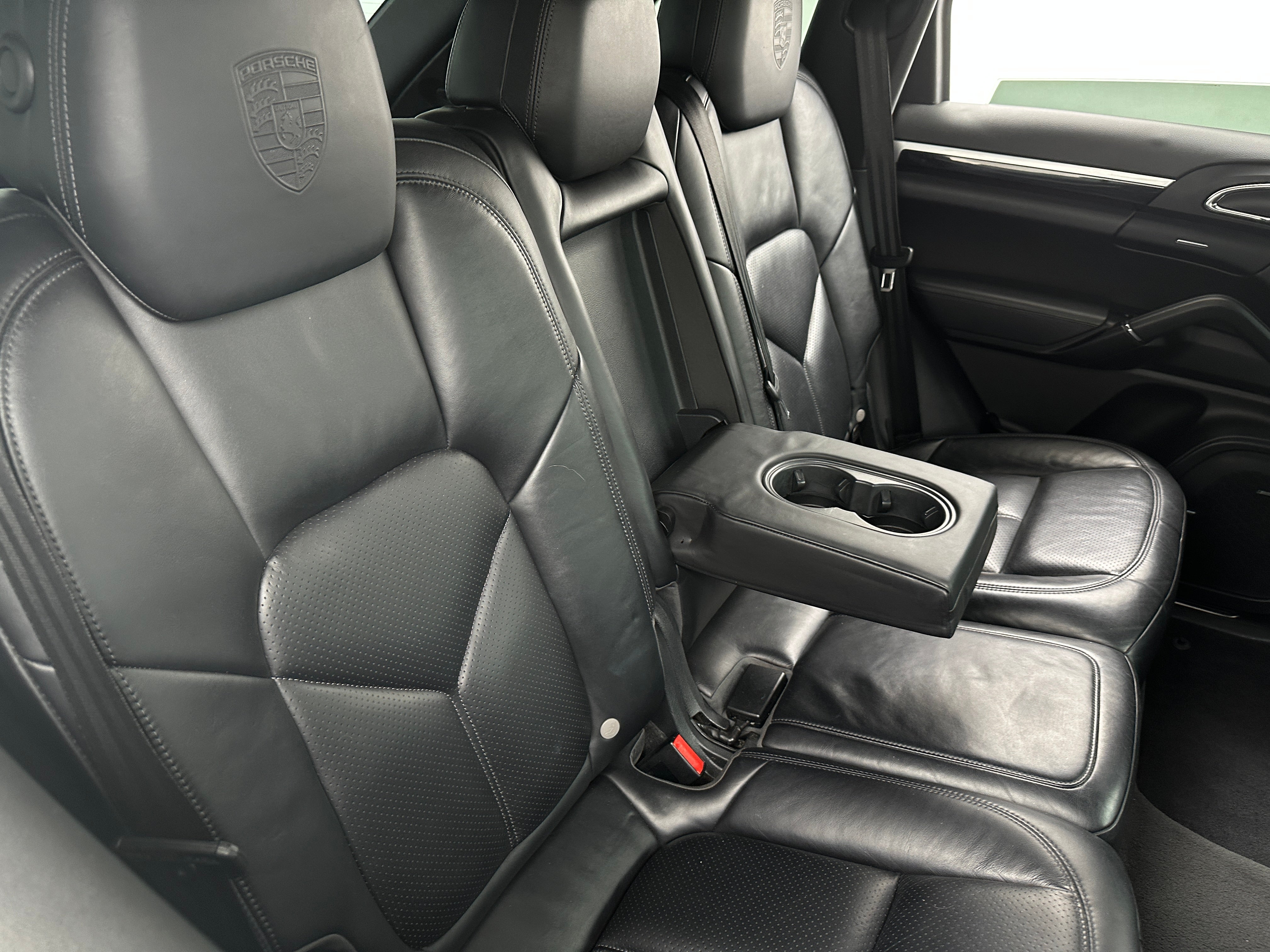 2017 Porsche Cayenne Platinum Edition 5