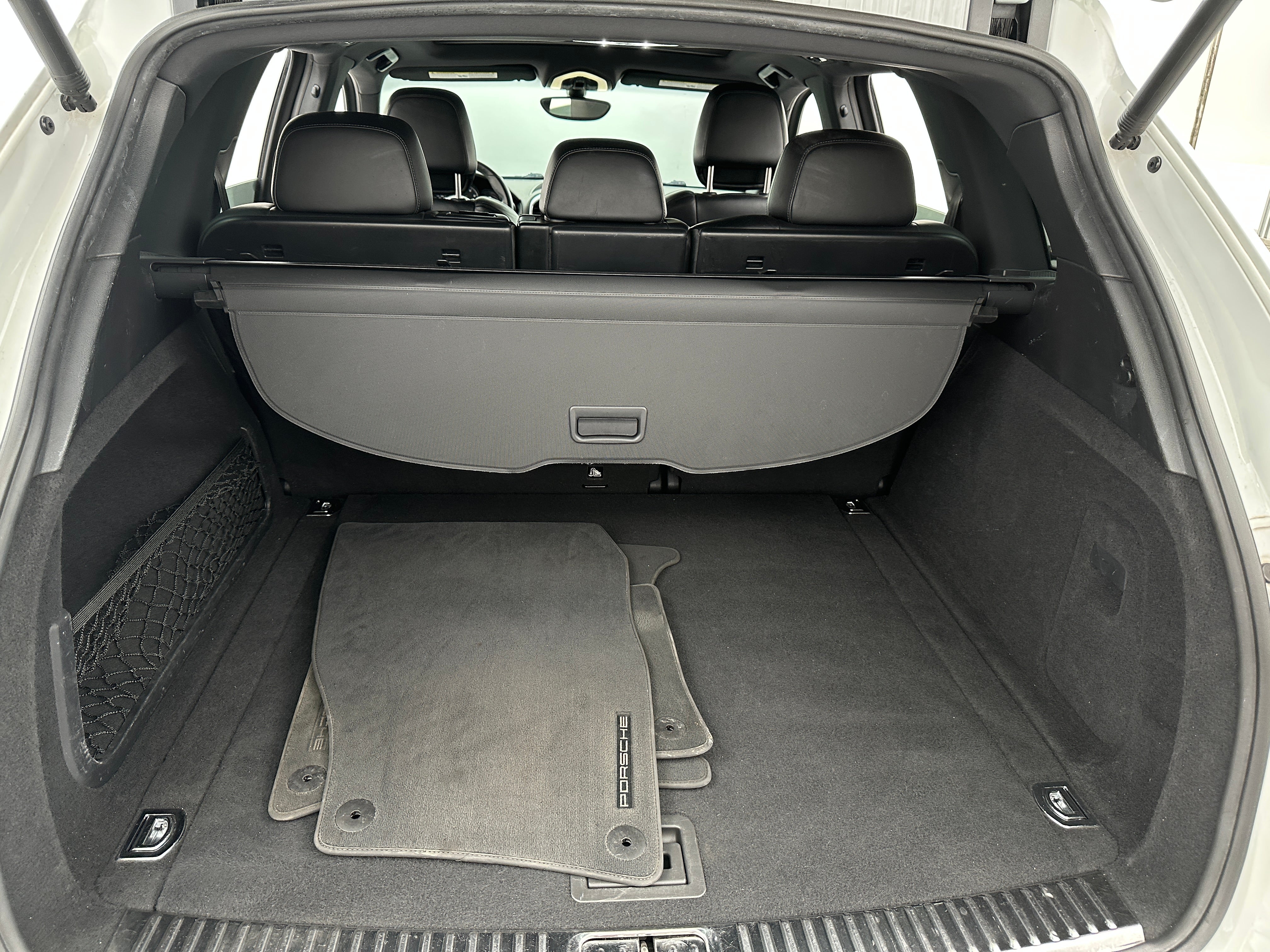 2017 Porsche Cayenne Platinum Edition 6