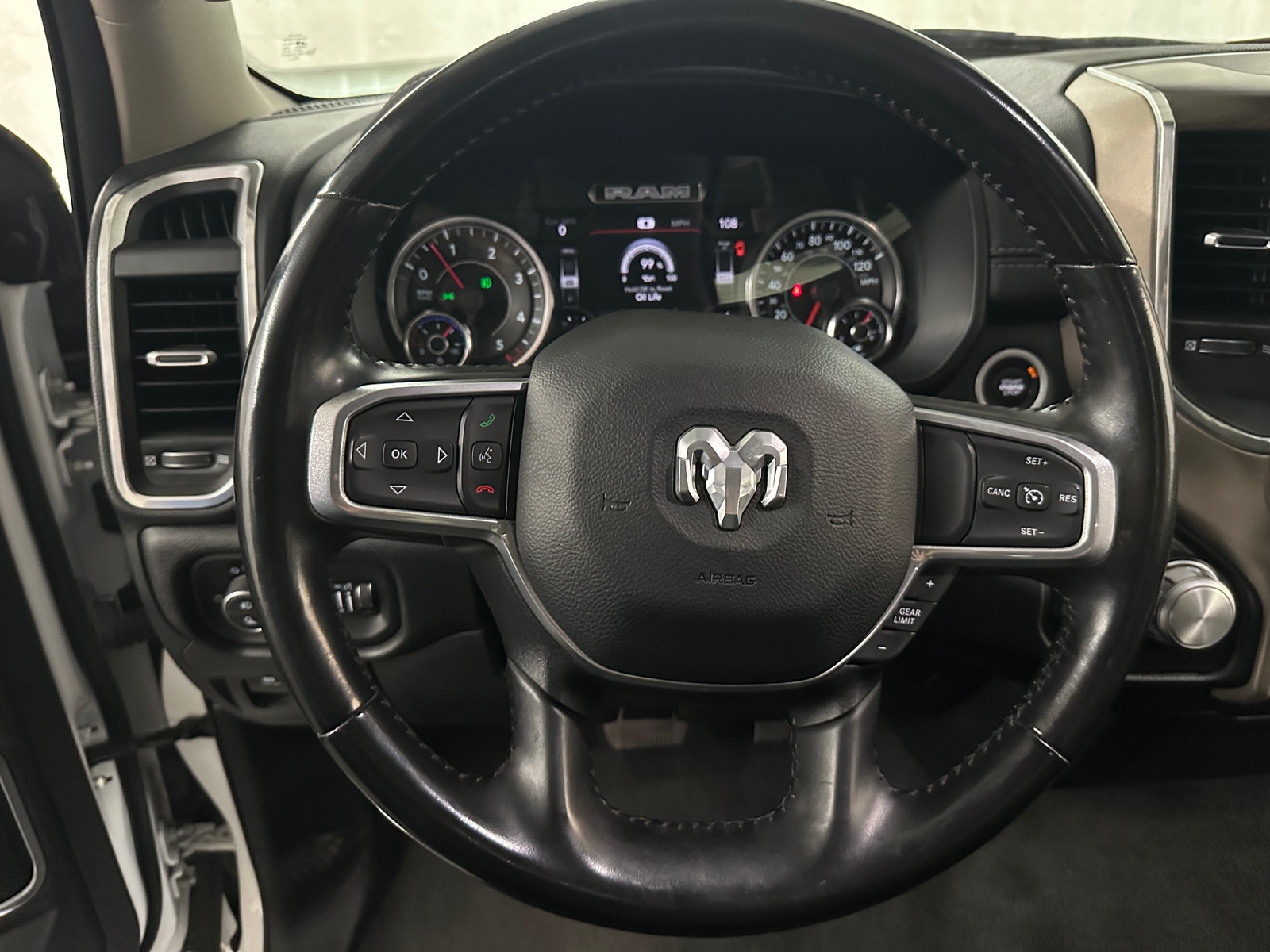 Thumbnail: 2022 RAM 1500 - 4
