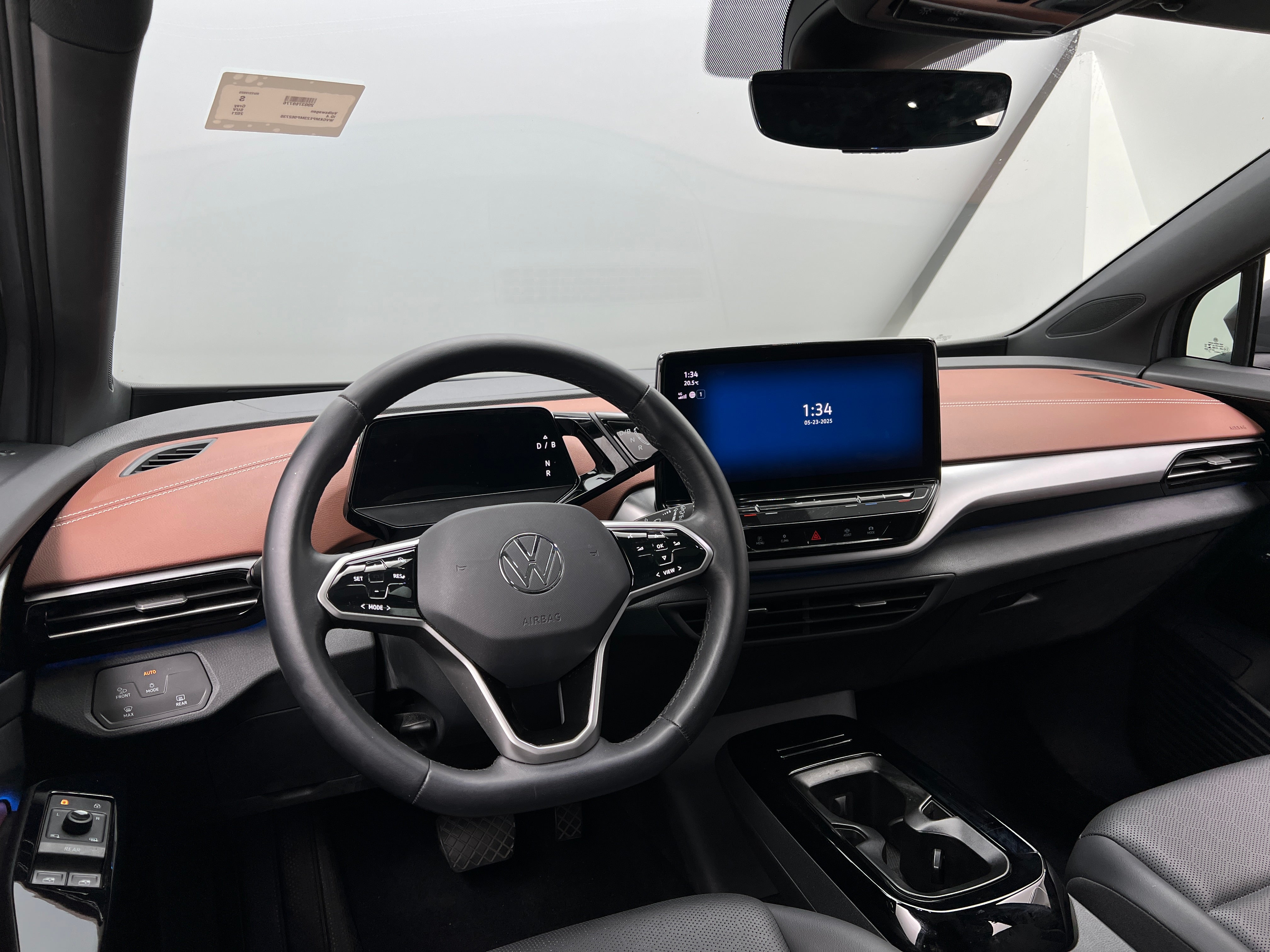 2021 Volkswagen ID.4 Pro S 2