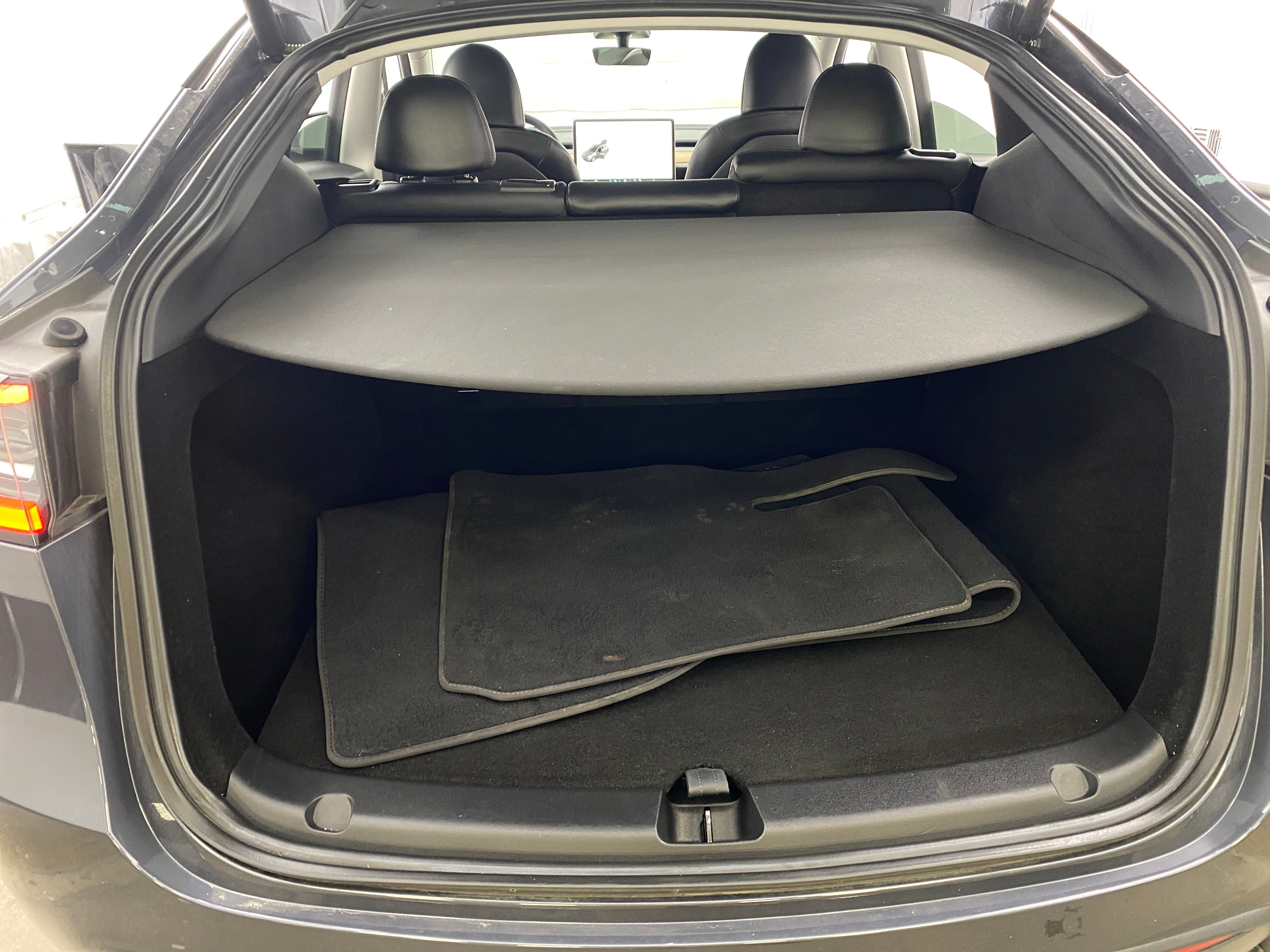 2023 Tesla Model Y Long Range 6