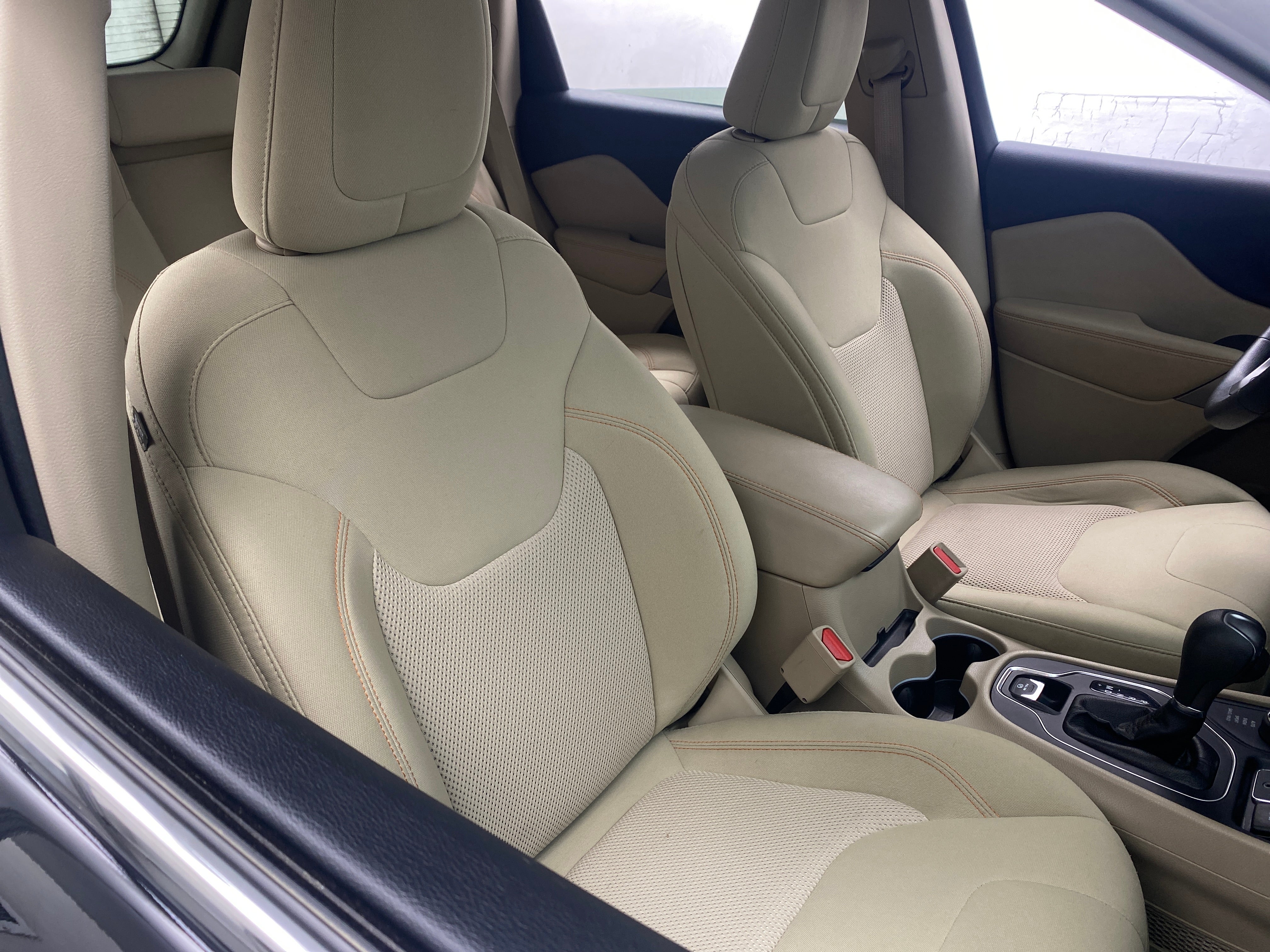 2019 Jeep Cherokee Latitude 2