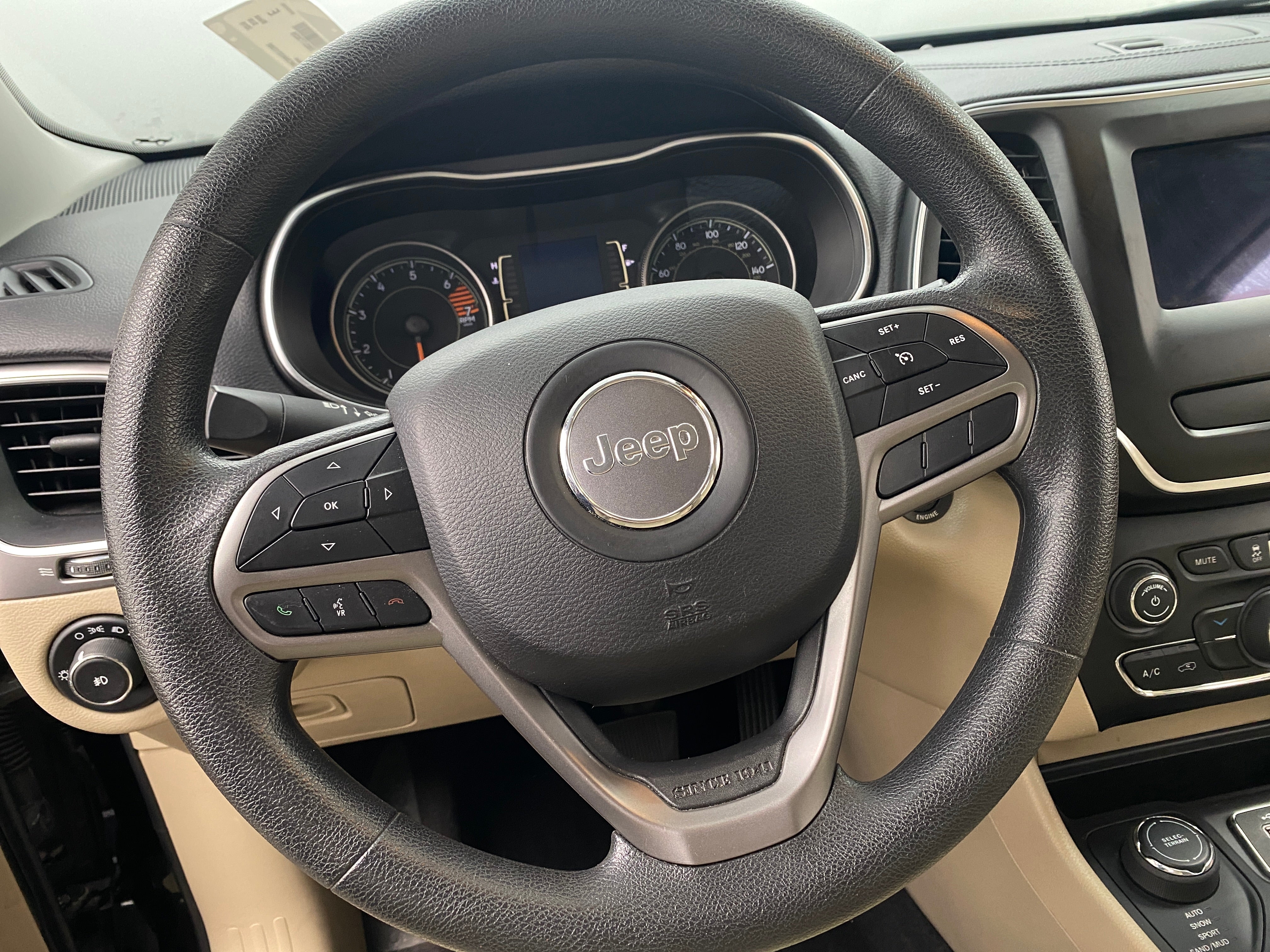 2019 Jeep Cherokee Latitude 5