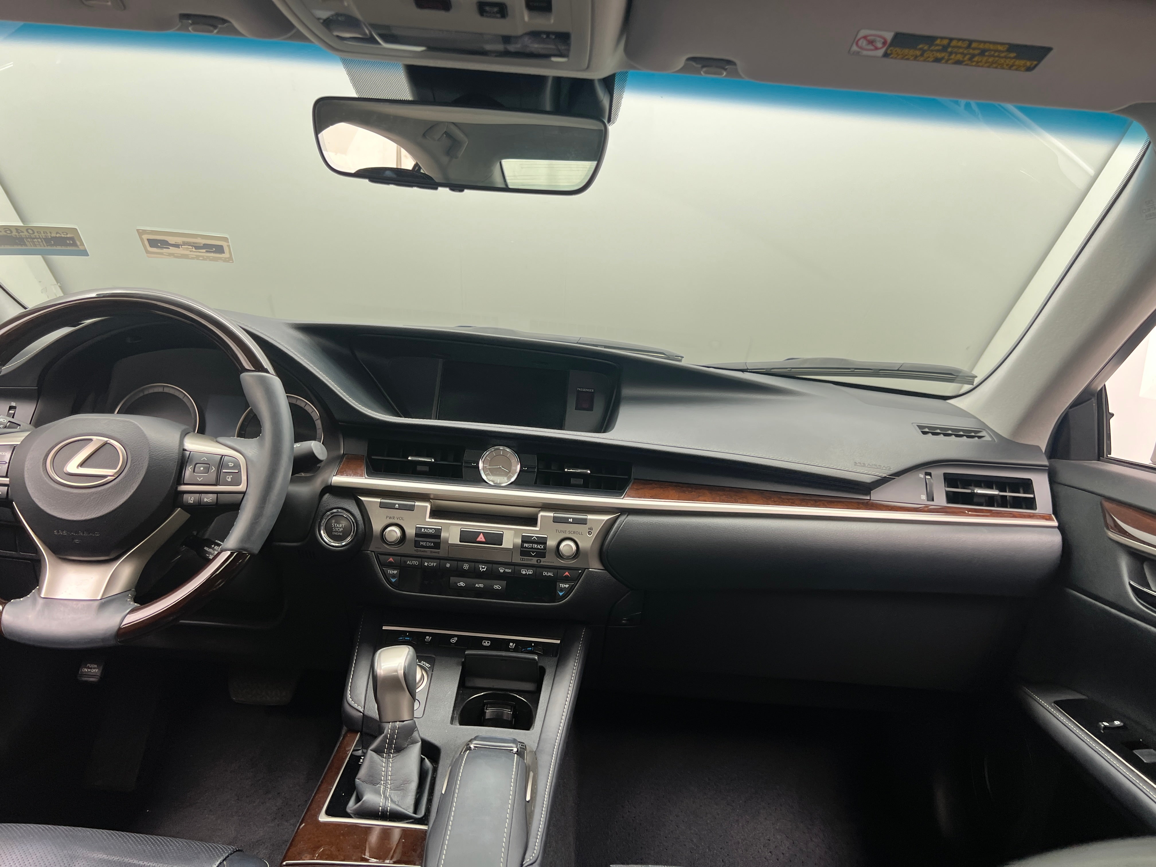 2017 Lexus ES 350 3