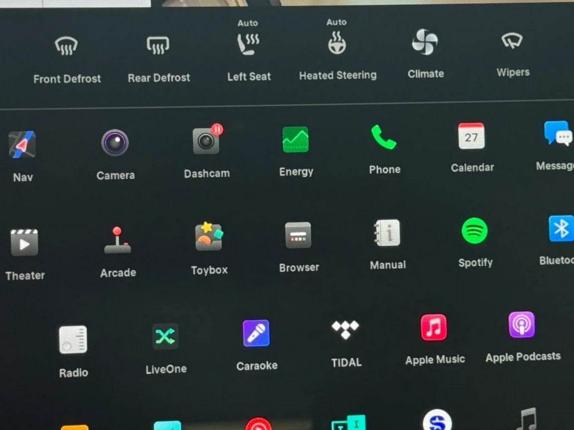 2022 Tesla Model 3 Long Range 3