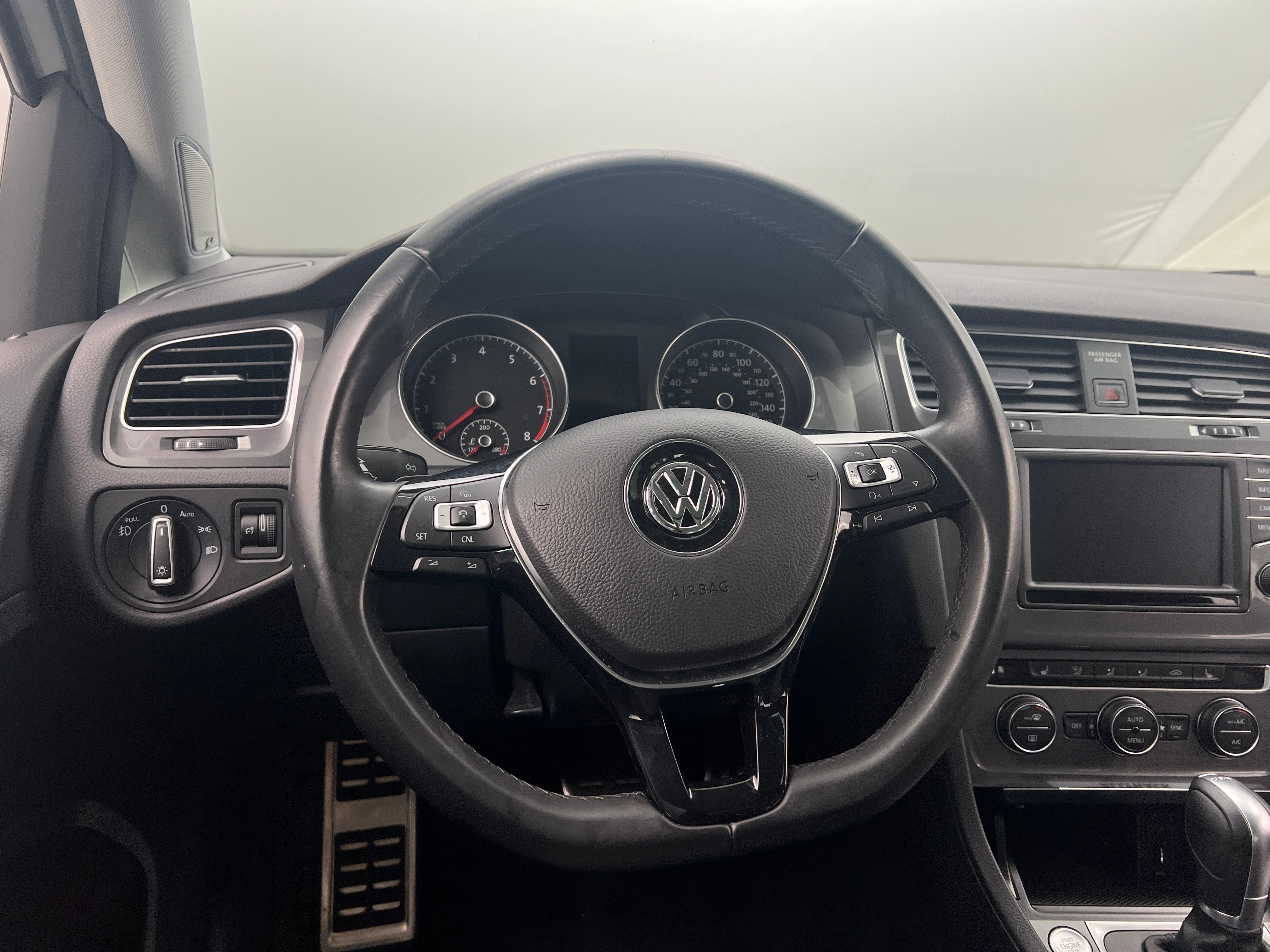 2017 Volkswagen Golf Alltrack SEL 4
