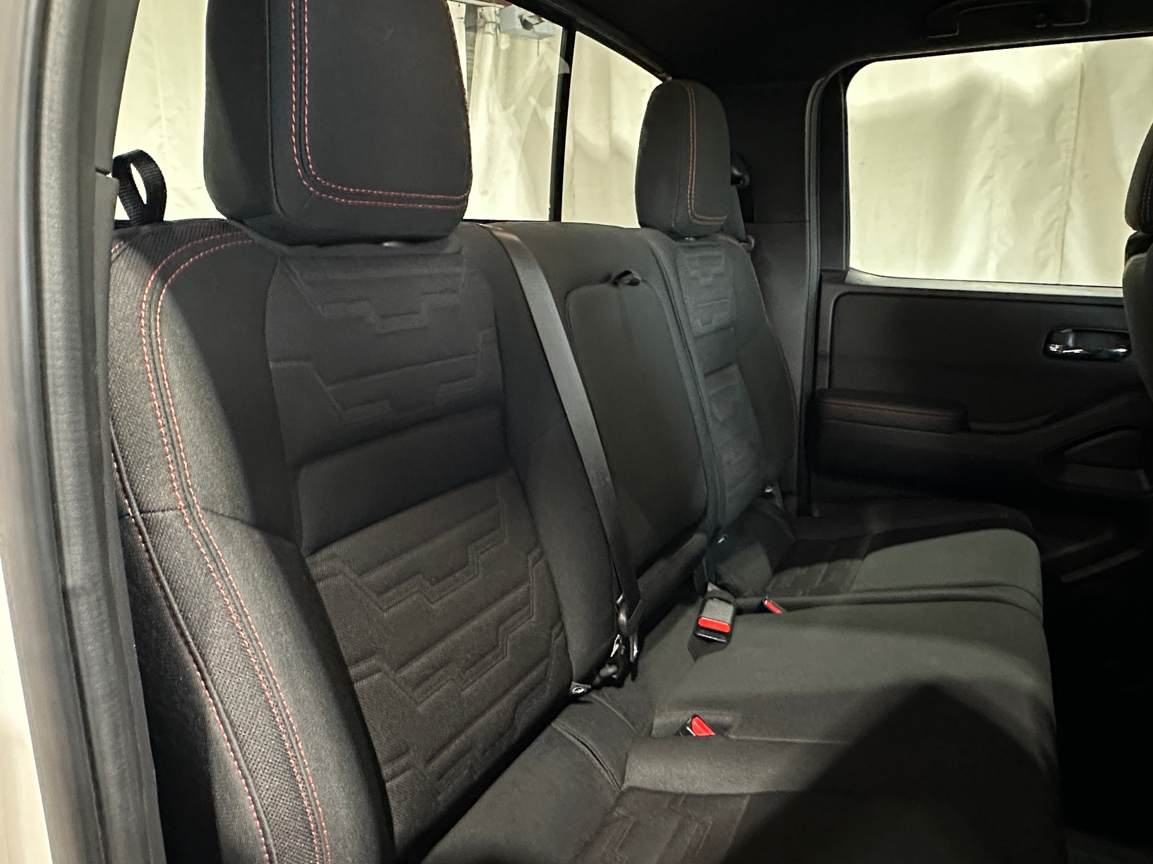 2022 Nissan Frontier PRO-4X 6