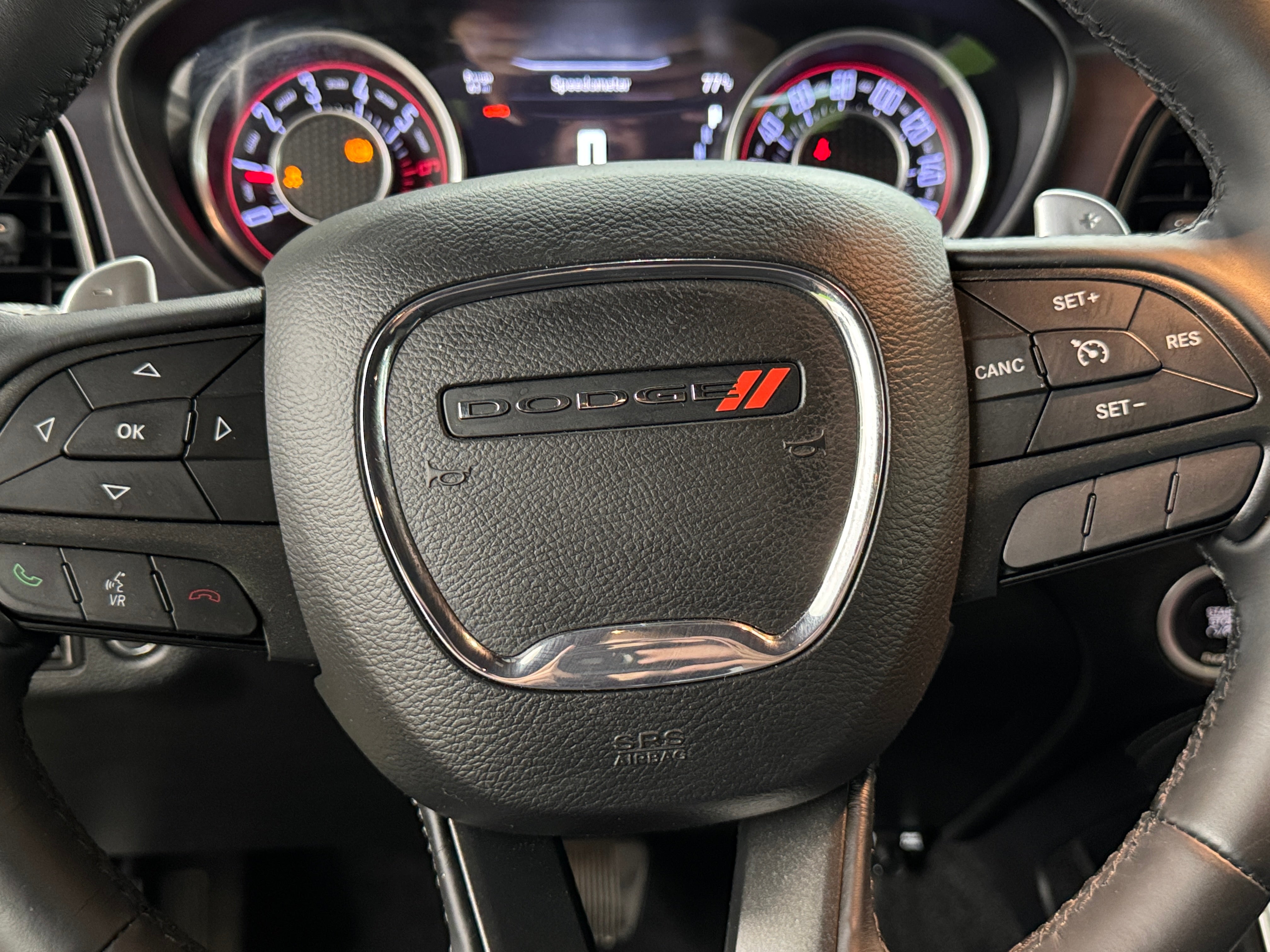 2015 Dodge Challenger R/T 4