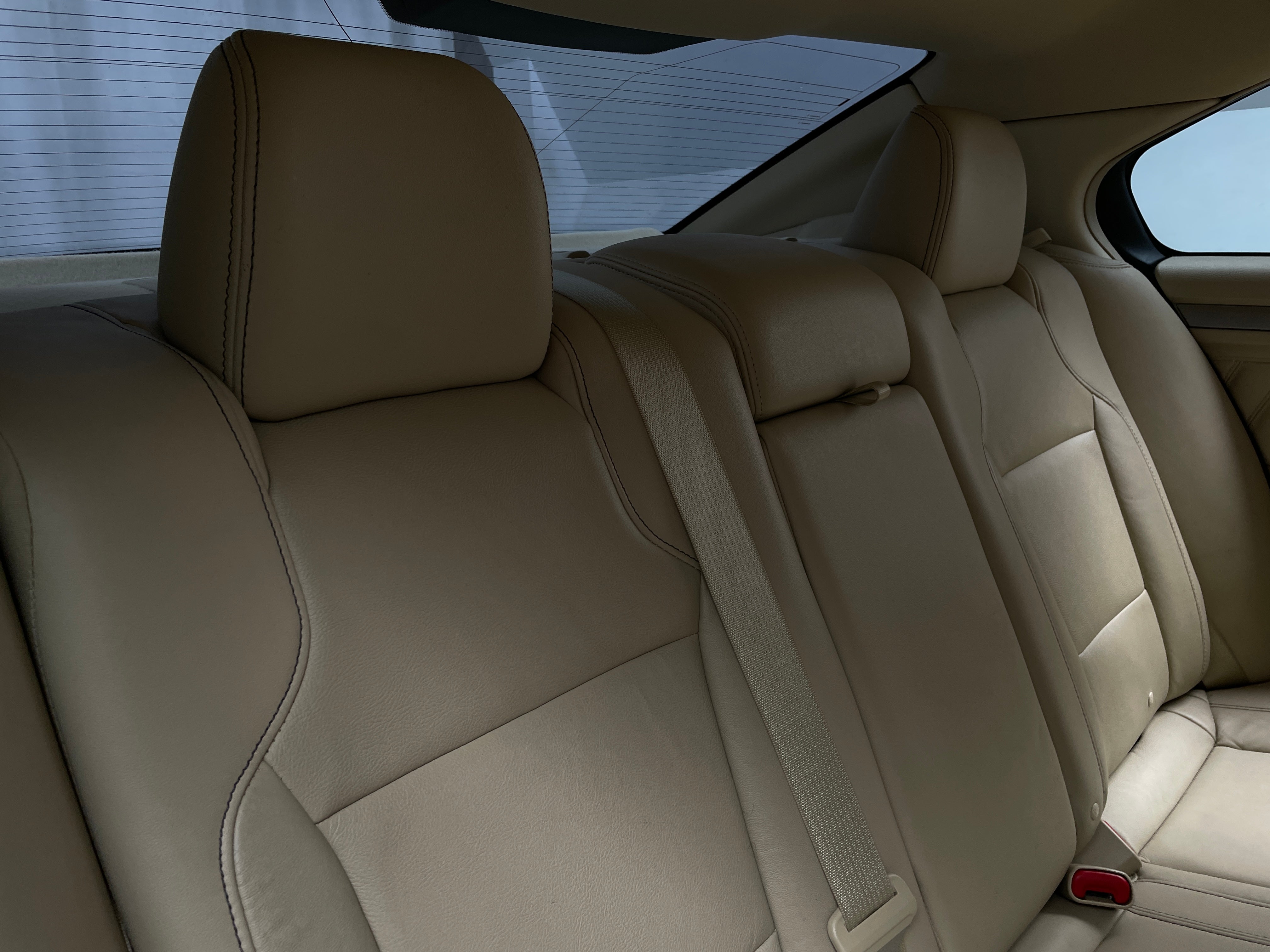 2016 Ford Taurus SEL 5