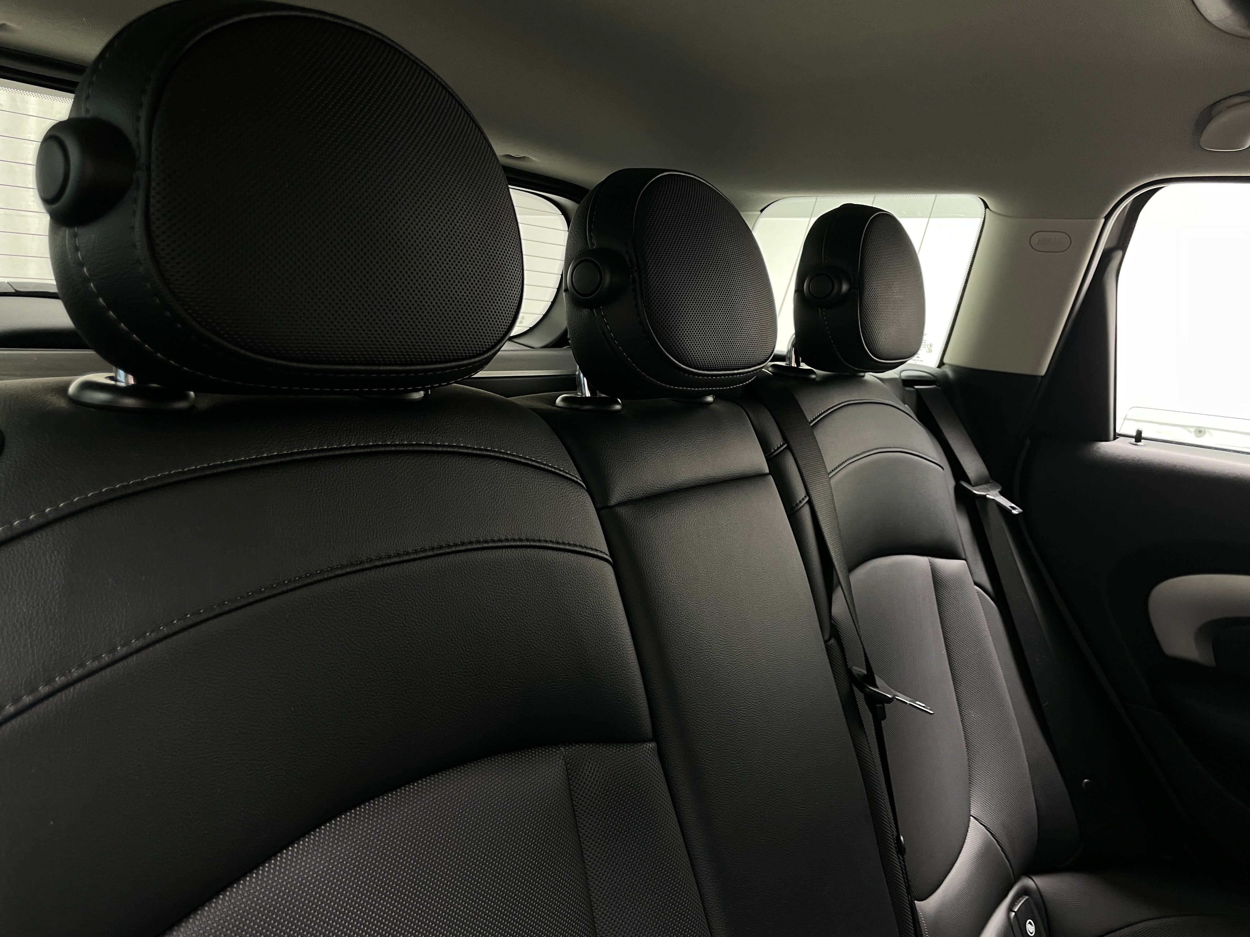 2016 MINI Cooper Clubman  5