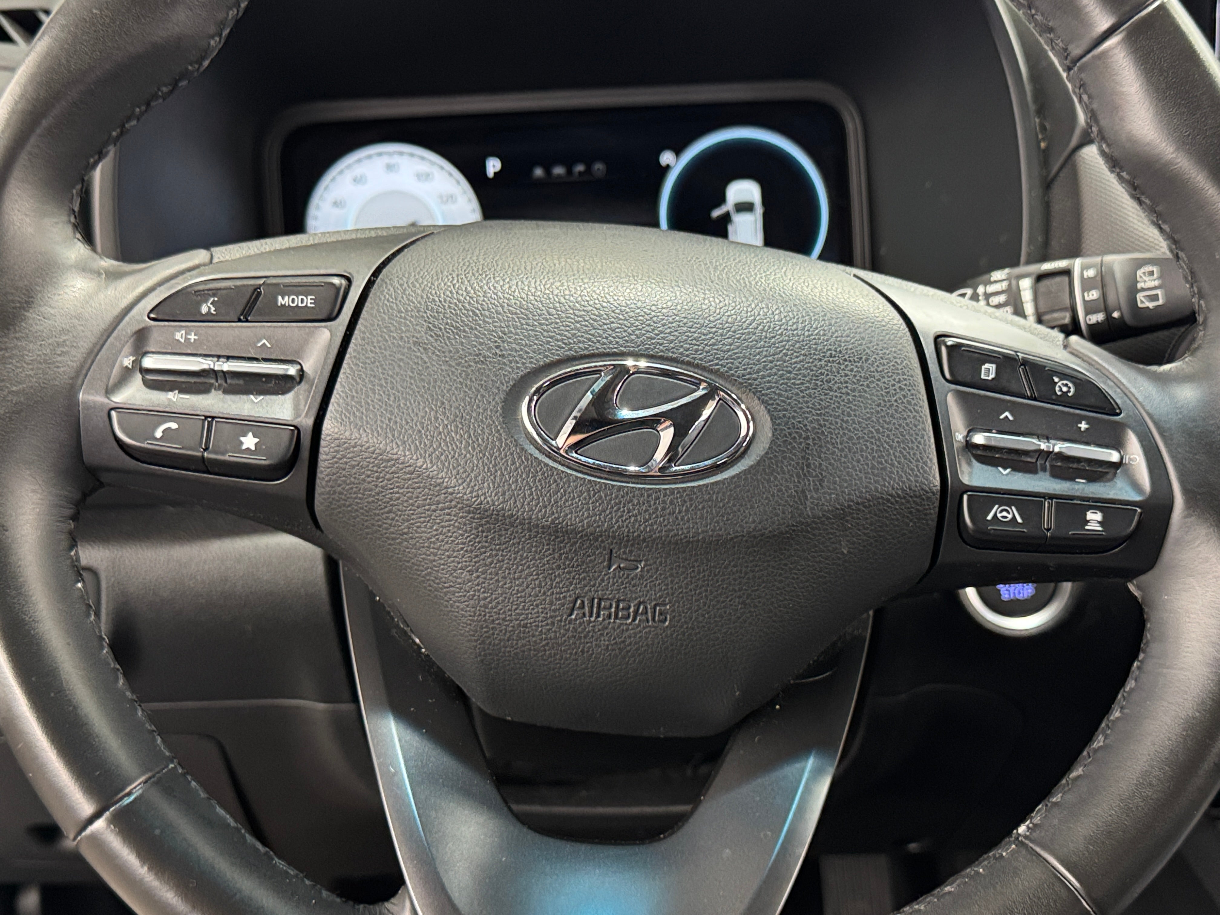 2022 Hyundai Kona Limited 4