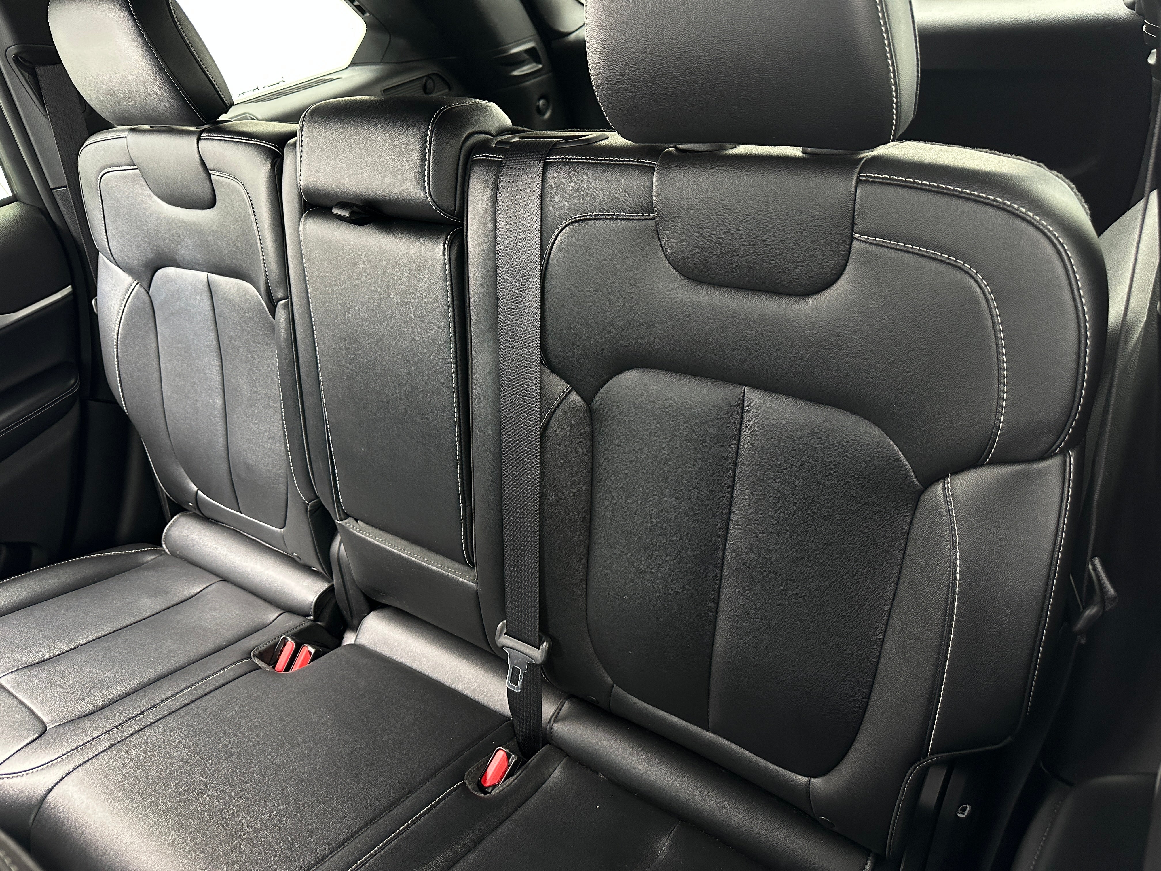 2024 Jeep Grand Cherokee Limited Edition 5