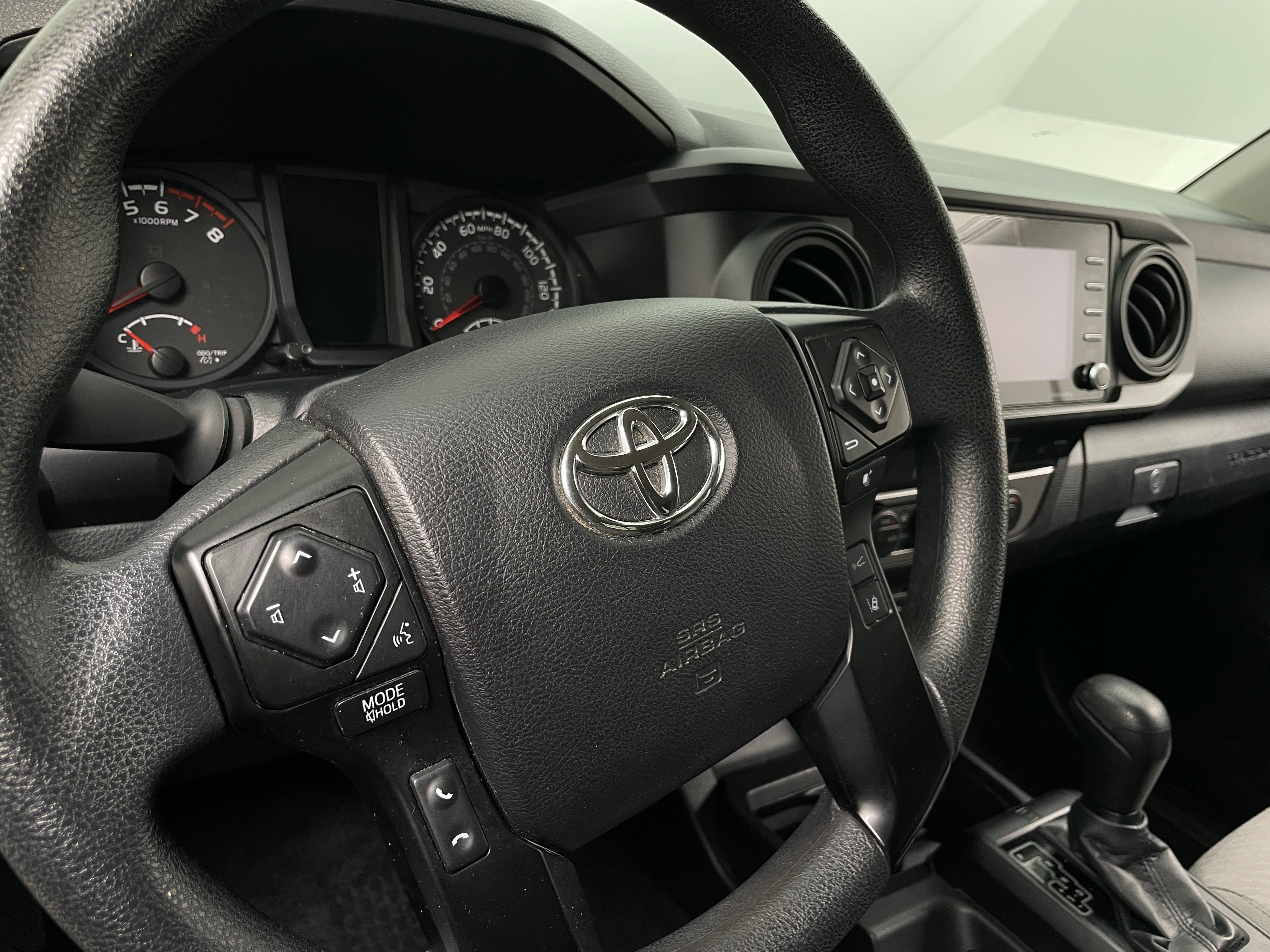 2022 Toyota Tacoma SR 5