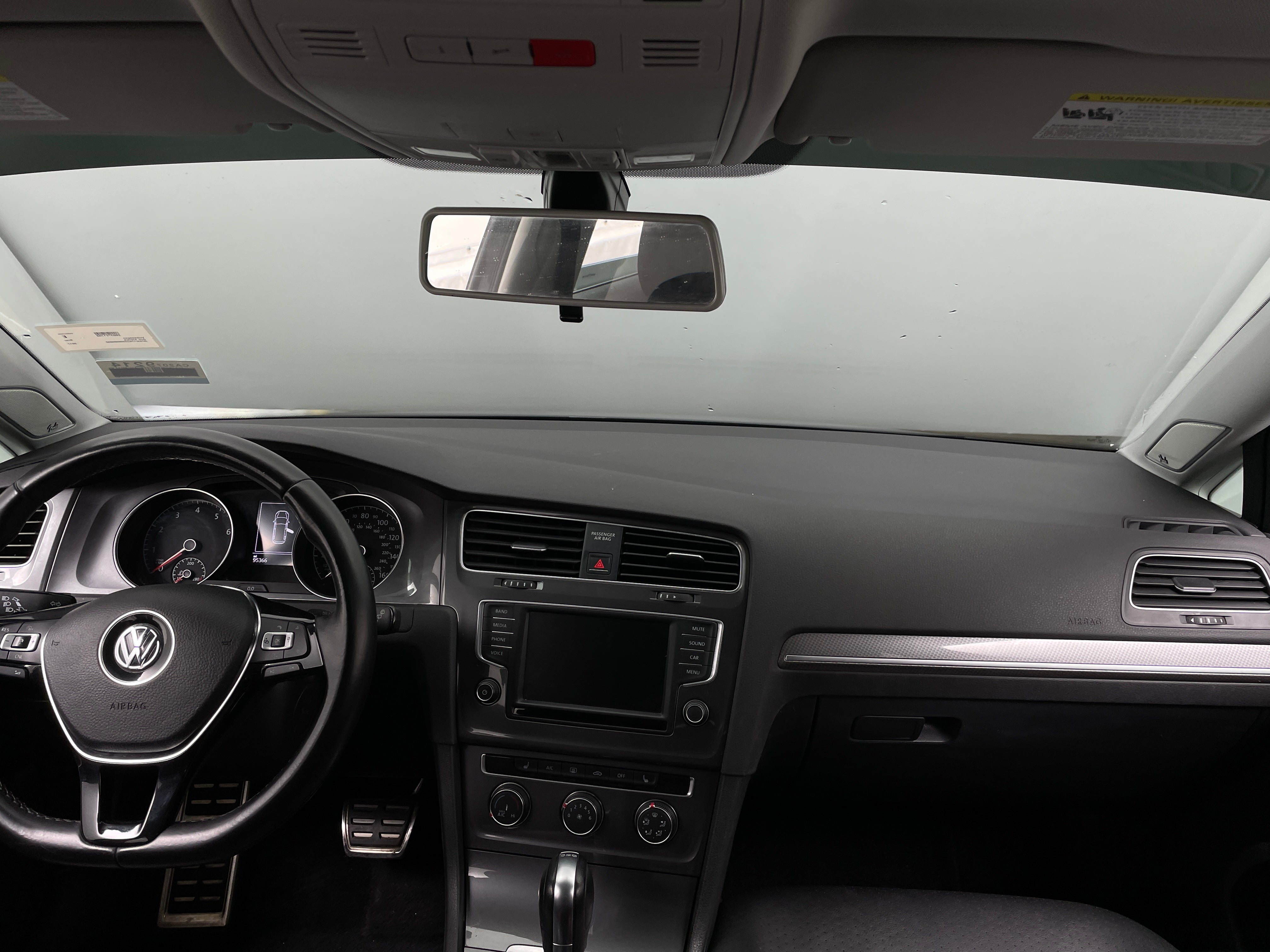 2017 Volkswagen Golf Alltrack SE 2