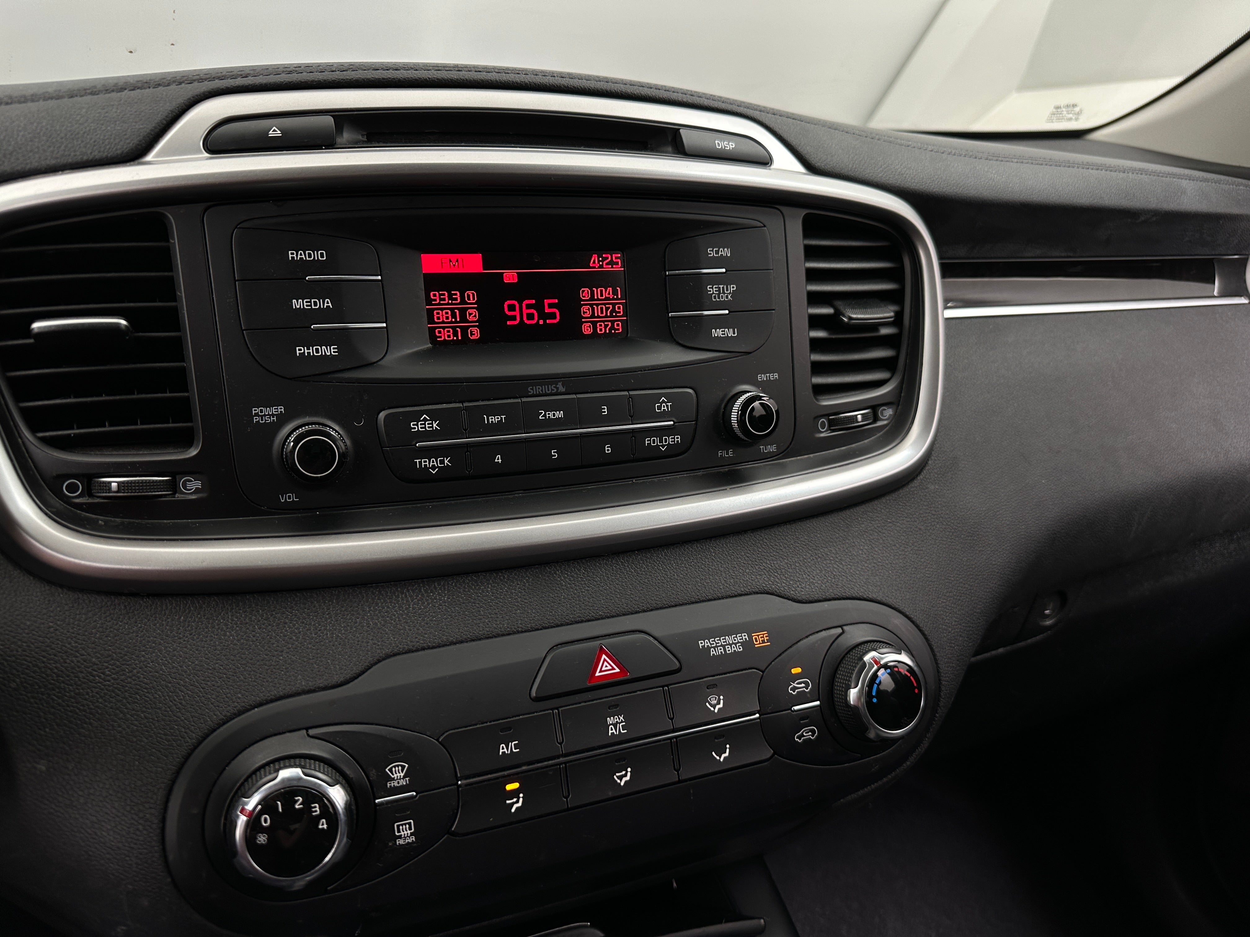 2016 Kia Sorento L 4