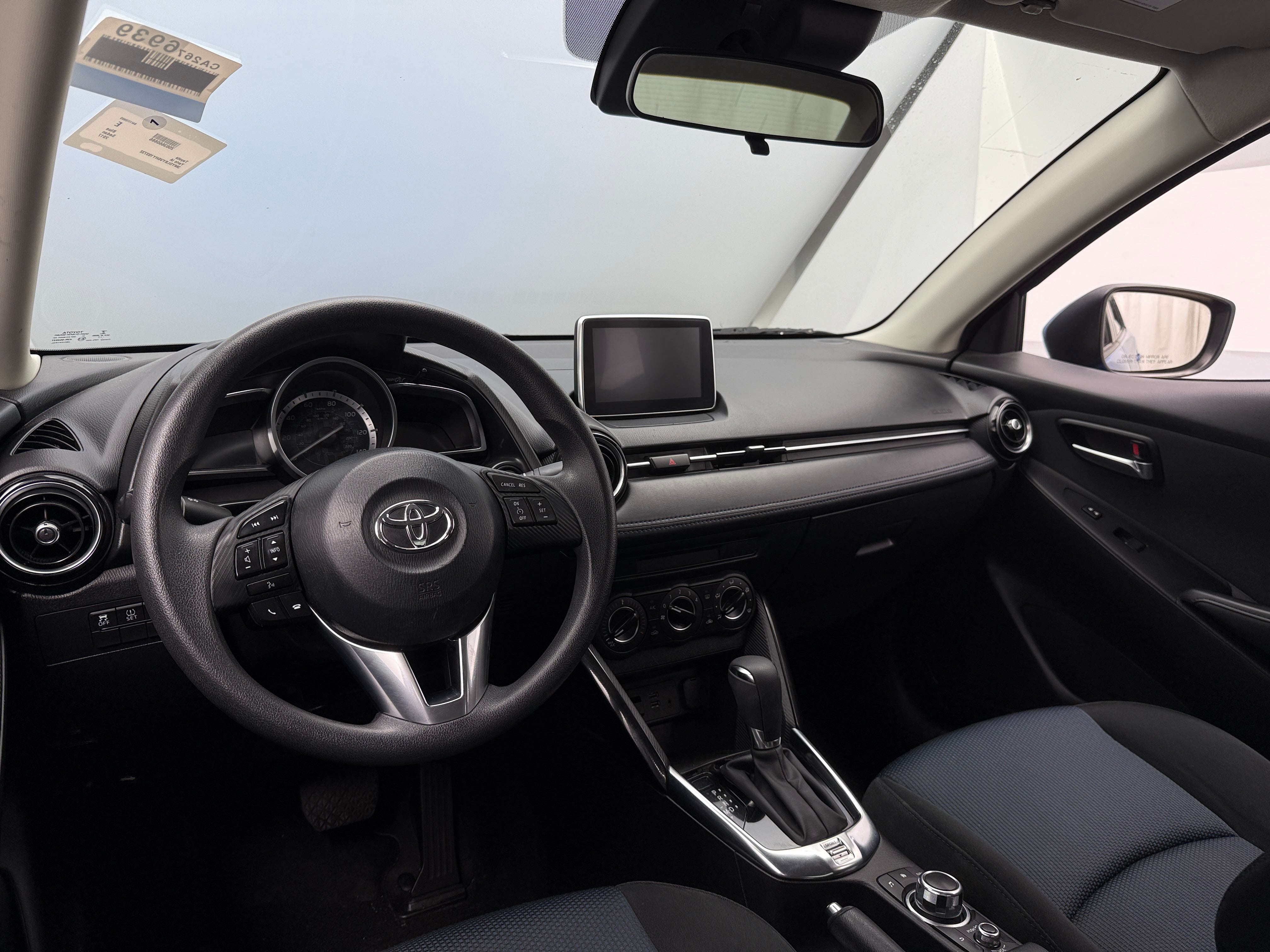 2017 Toyota Yaris iA Base 3