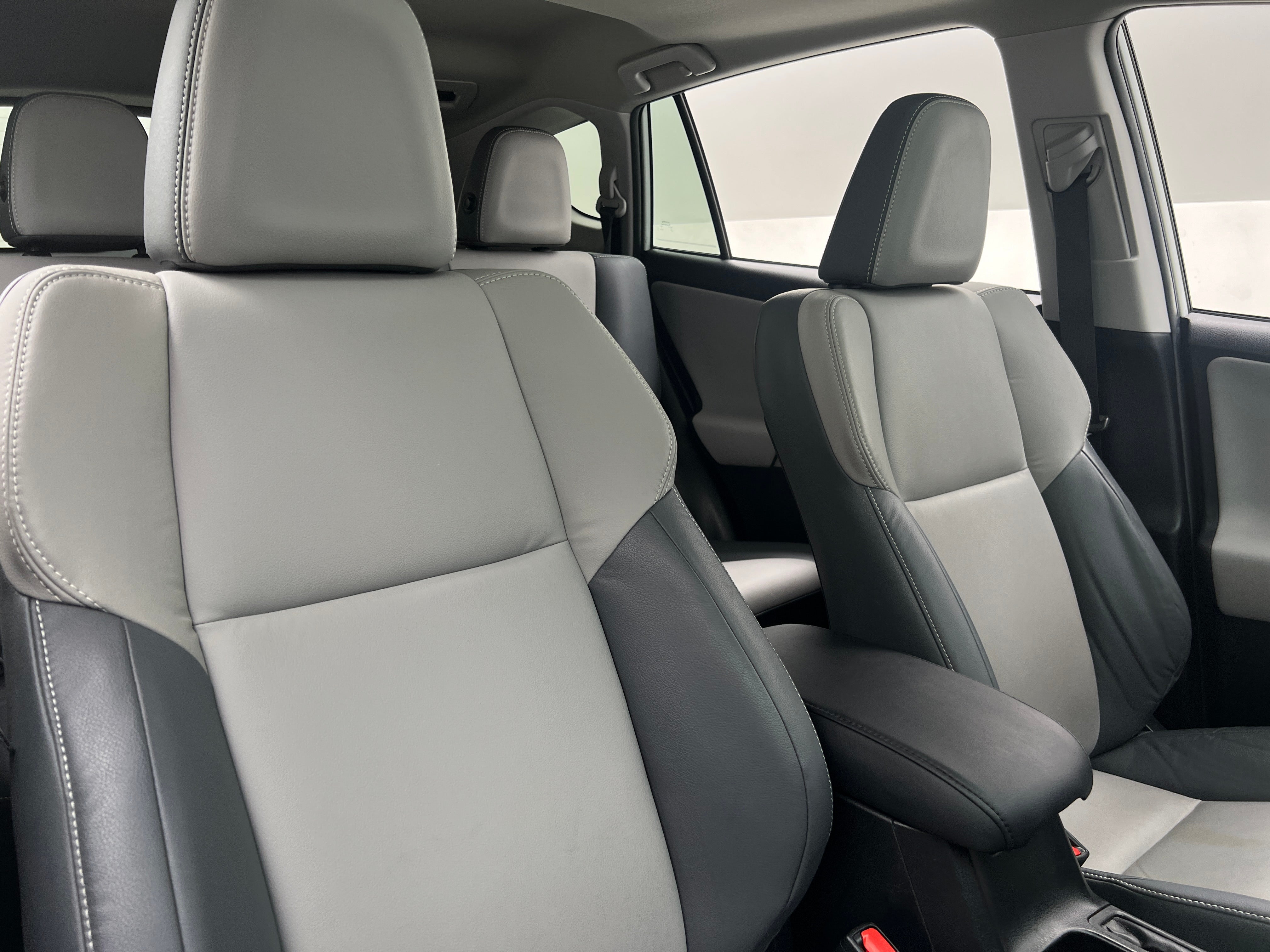 2015 Toyota RAV4 Limited 2
