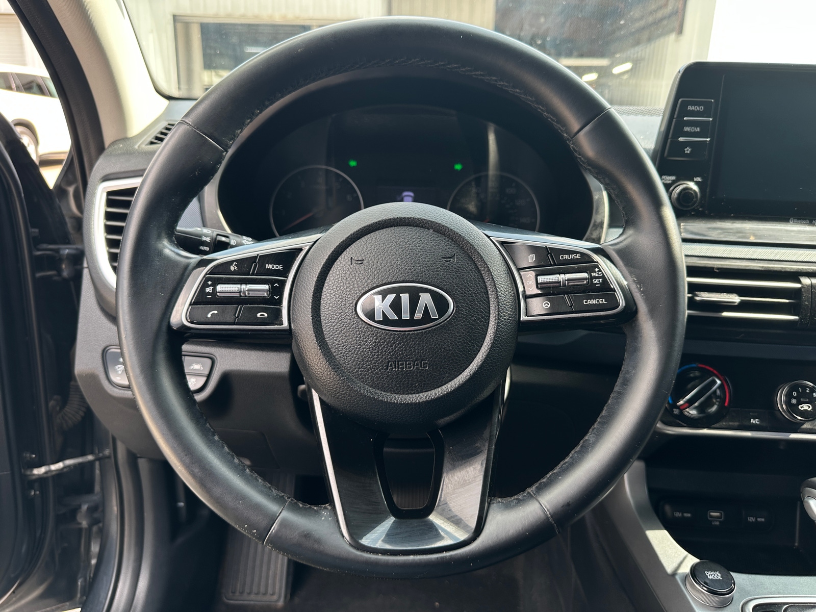 Thumbnail: 2021 Kia Seltos - 5