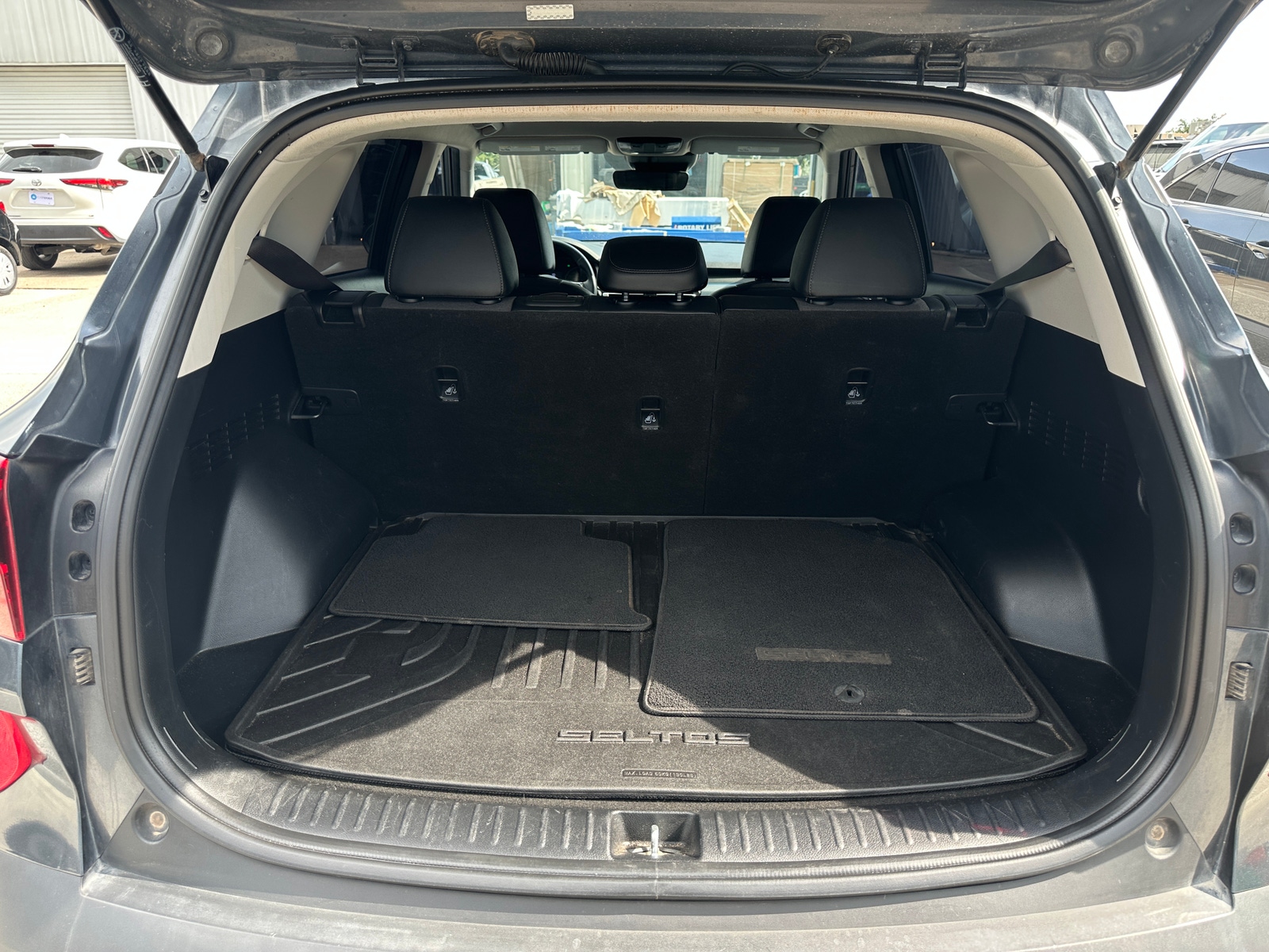 Thumbnail: 2021 Kia Seltos - 7