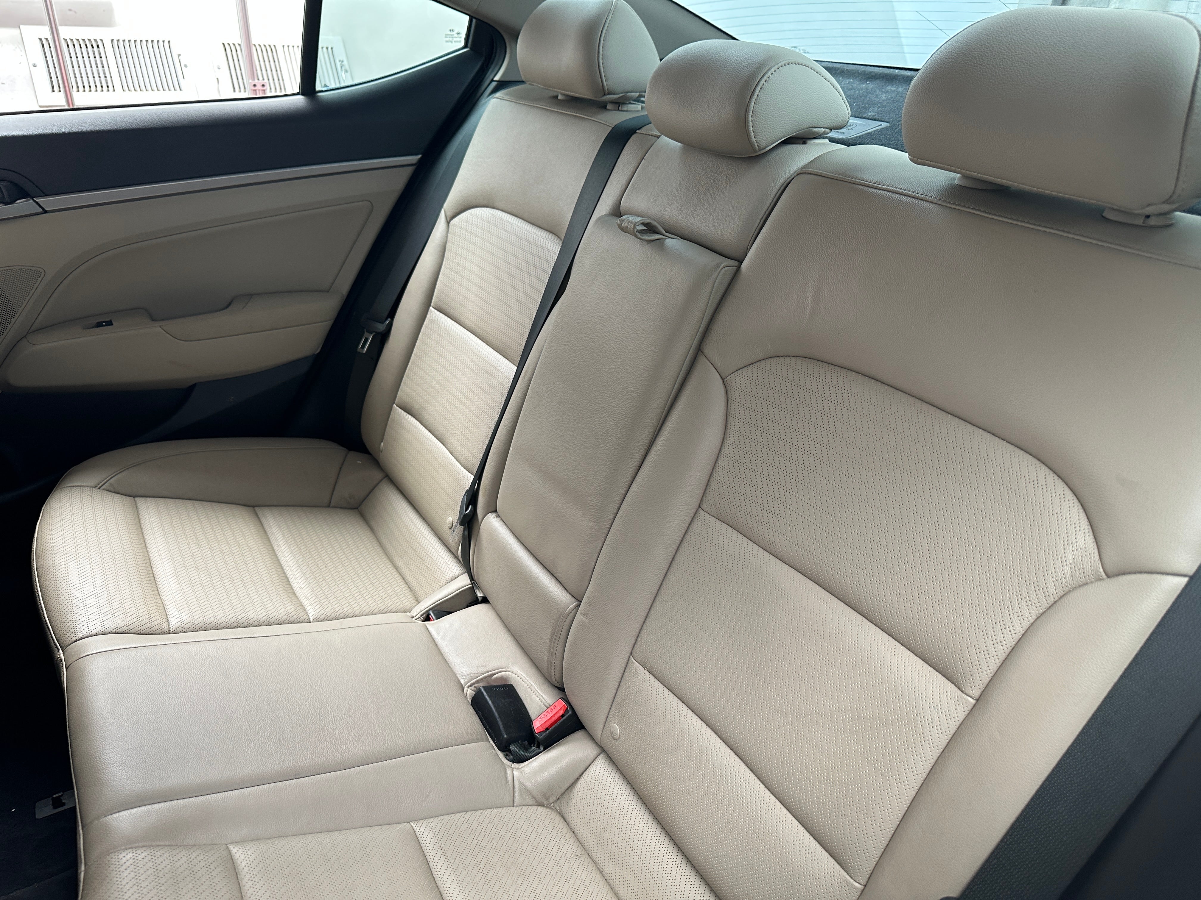 2017 Hyundai Elantra Limited Edition 5