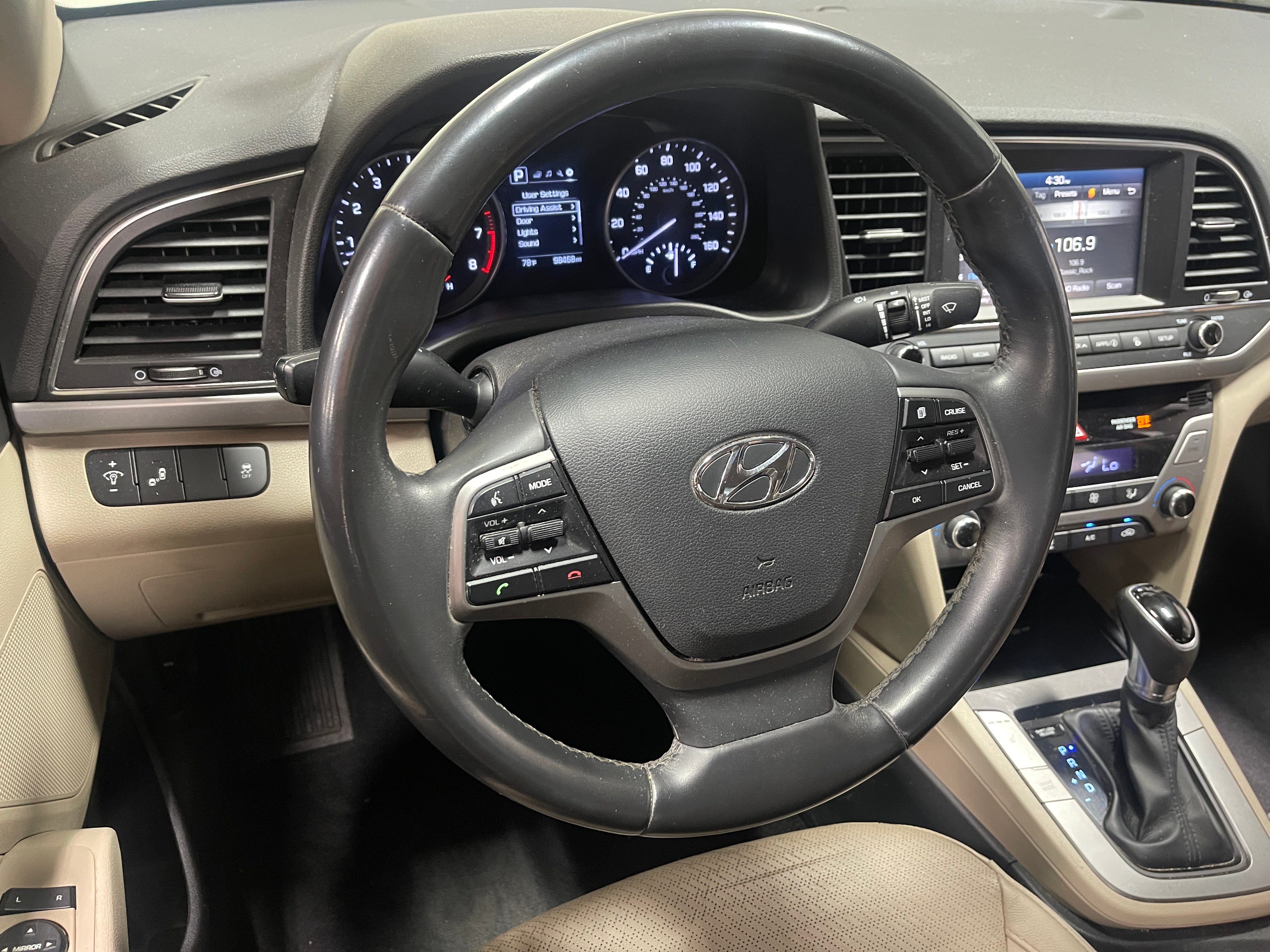 2017 Hyundai Elantra Limited Edition 4