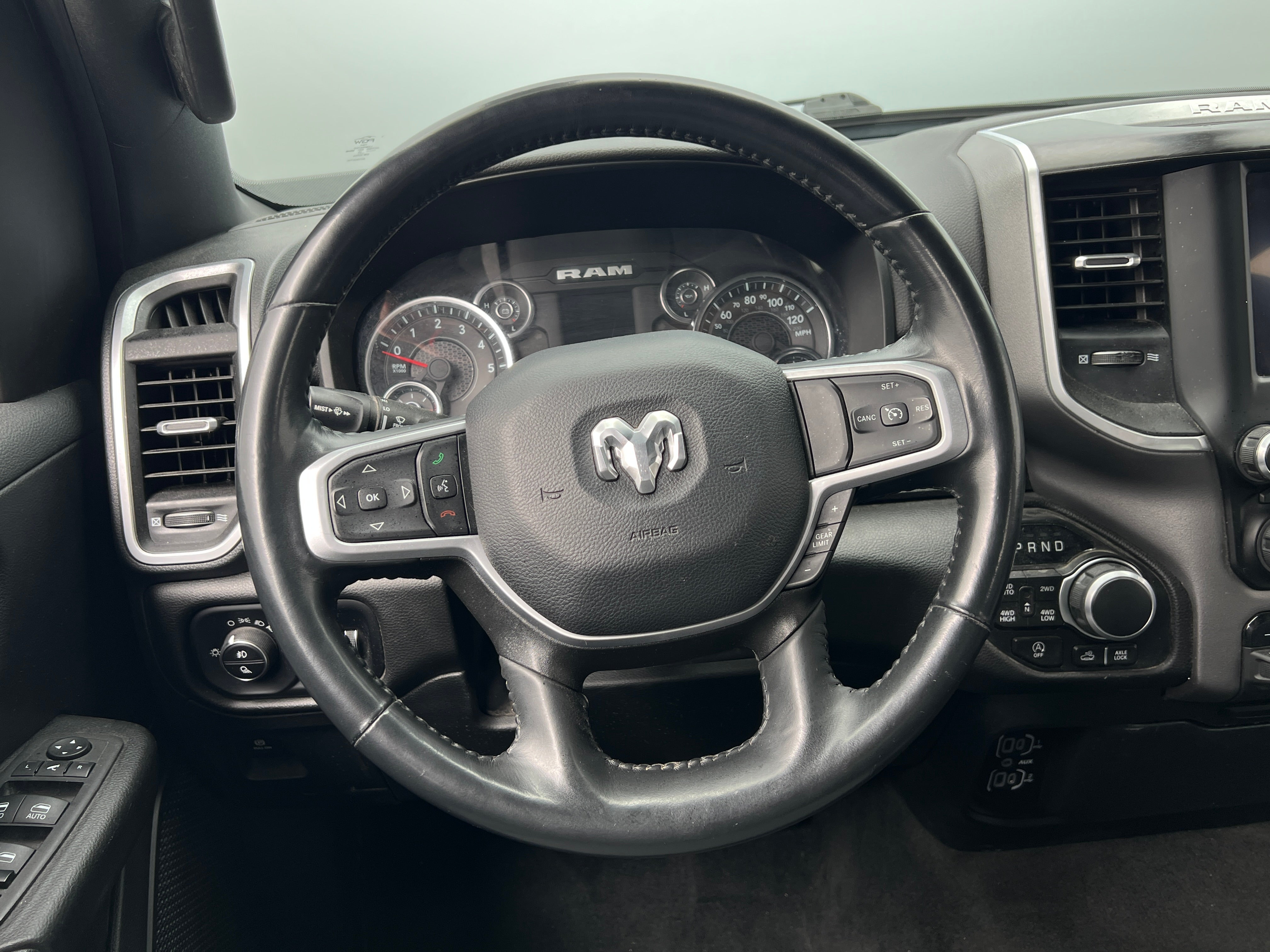 2023 RAM 1500 Big Horn 5