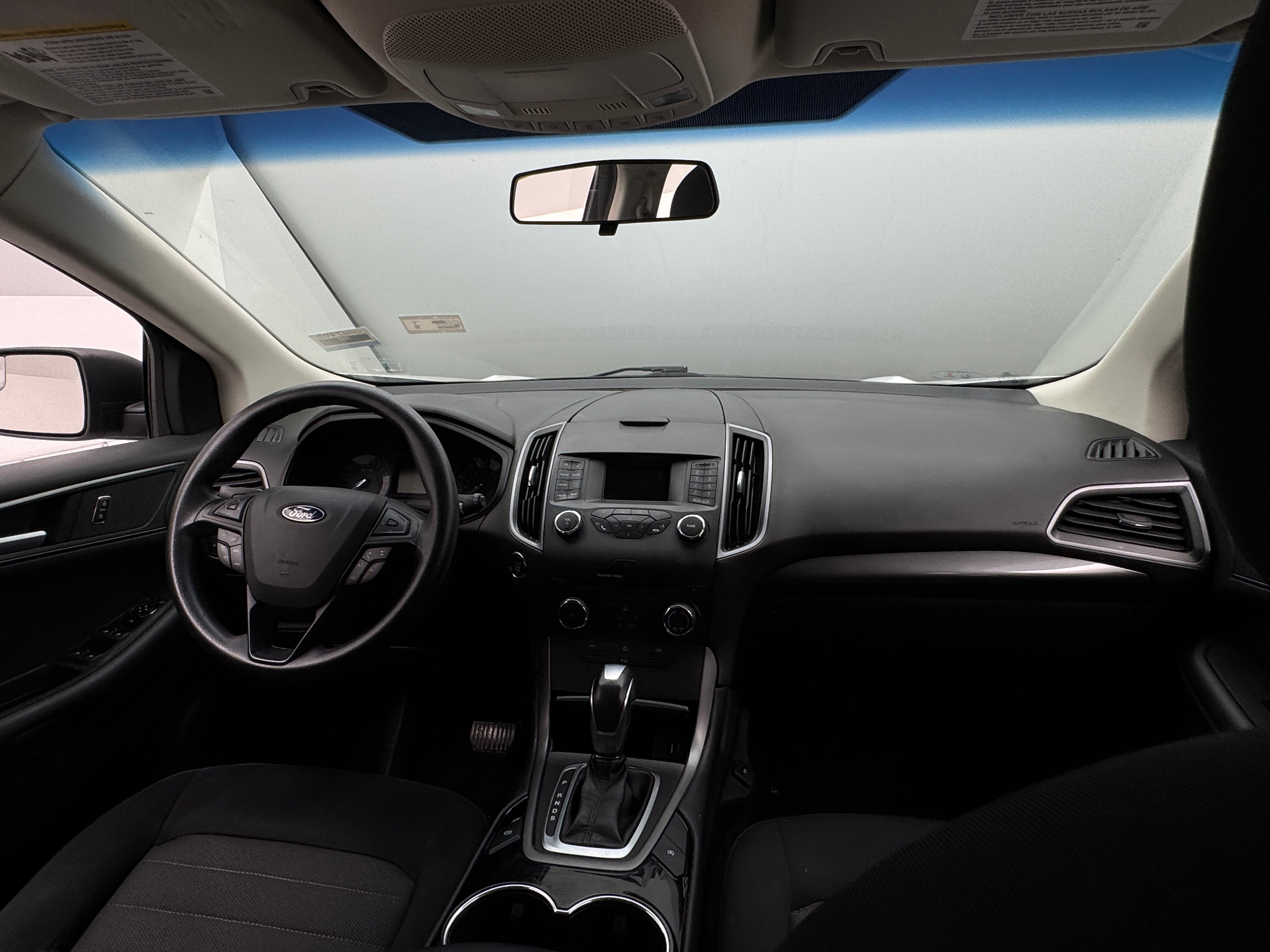 2018 Ford Edge SE 3