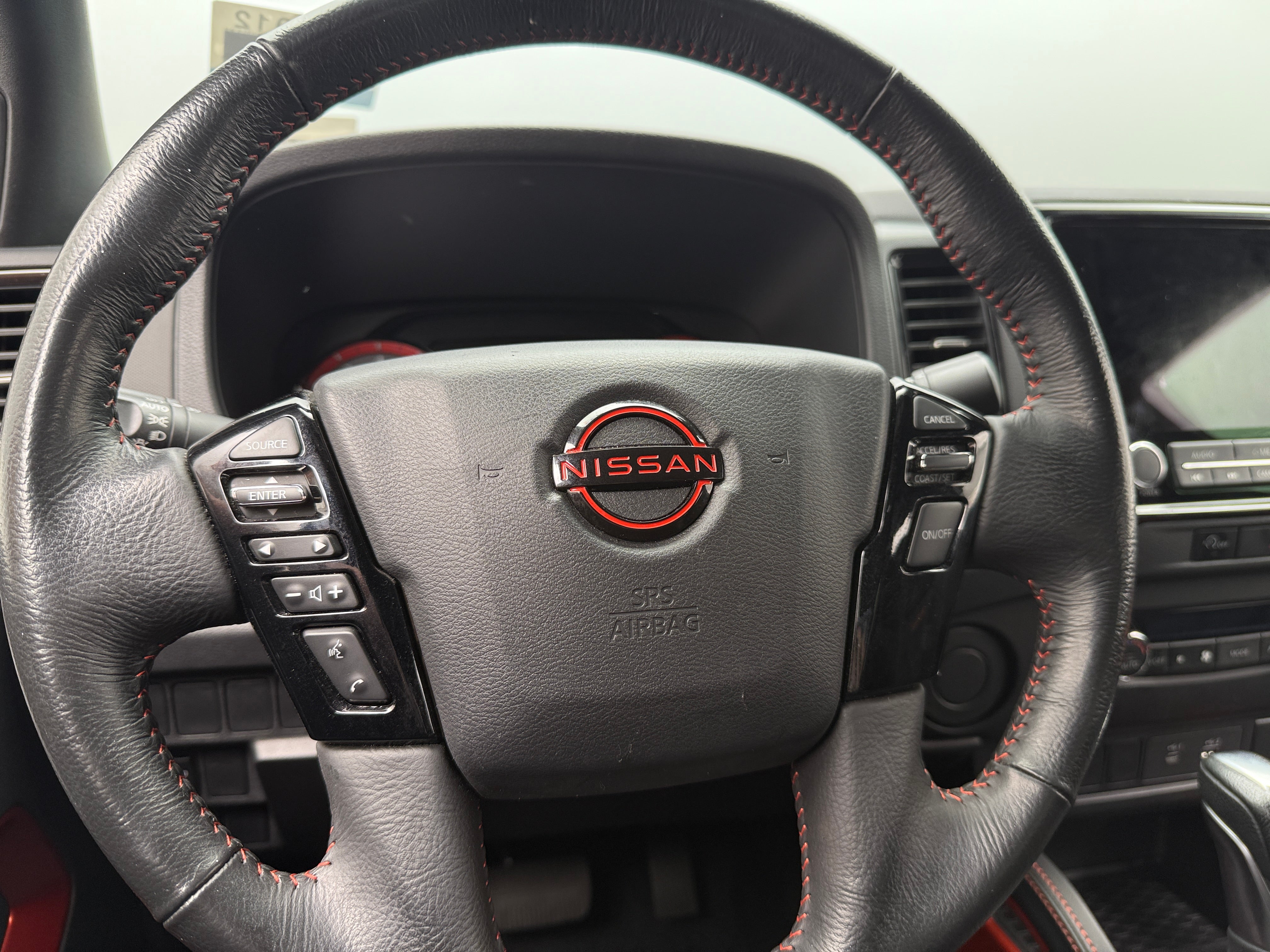 2024 Nissan Frontier PRO-X 5