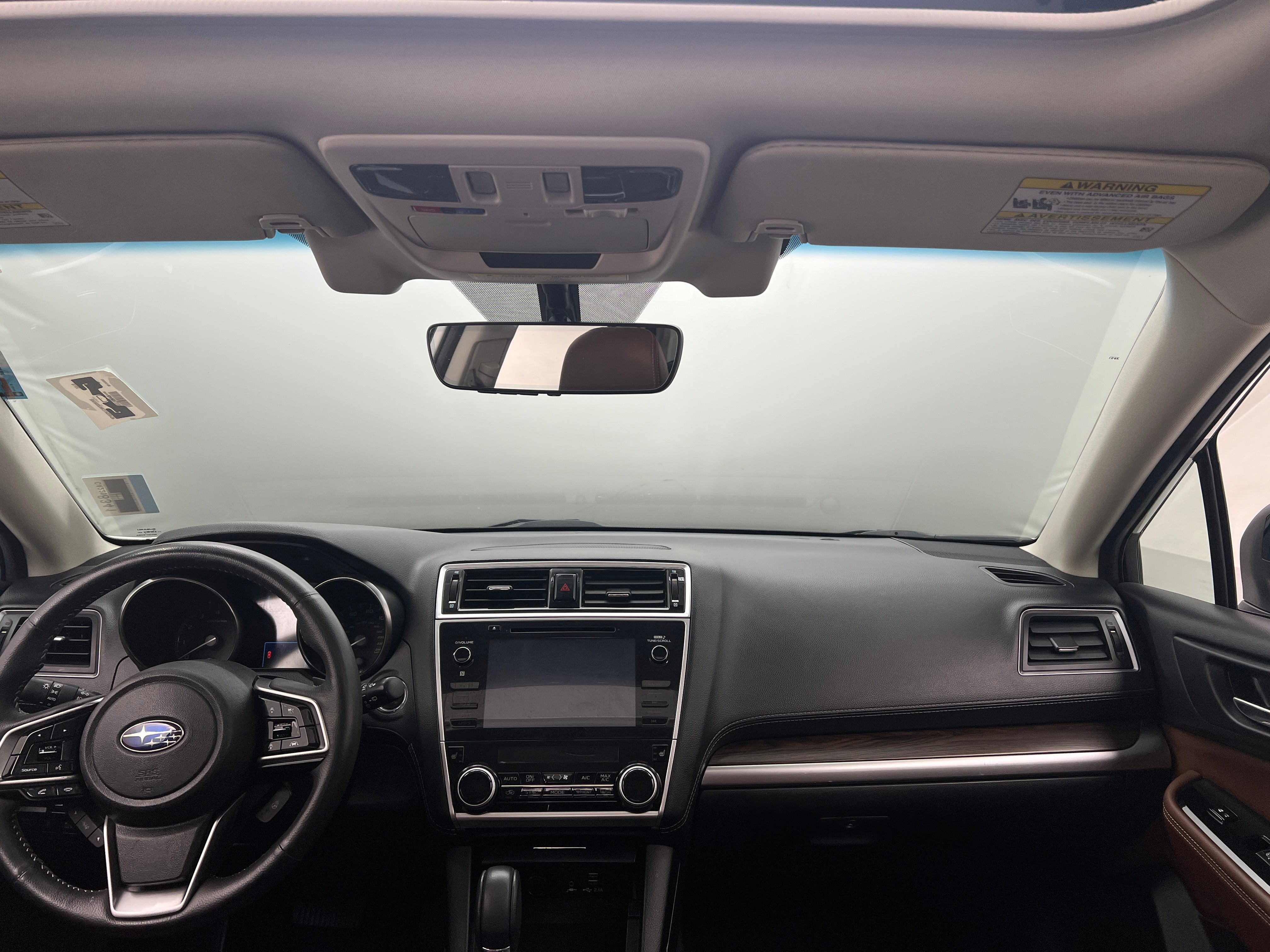 2019 Subaru Outback 2.5i Touring 2