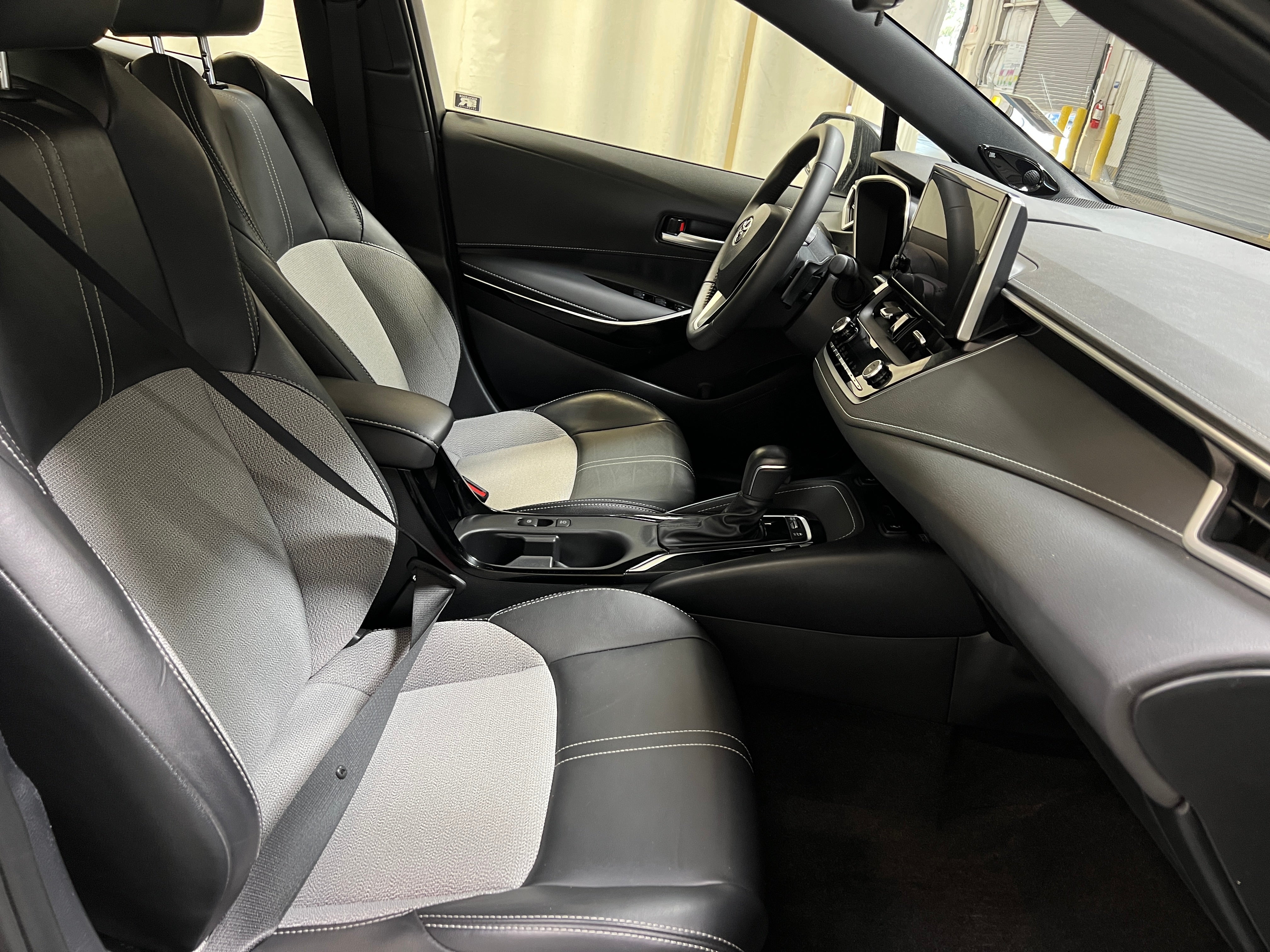 2024 Toyota Corolla XSE 2