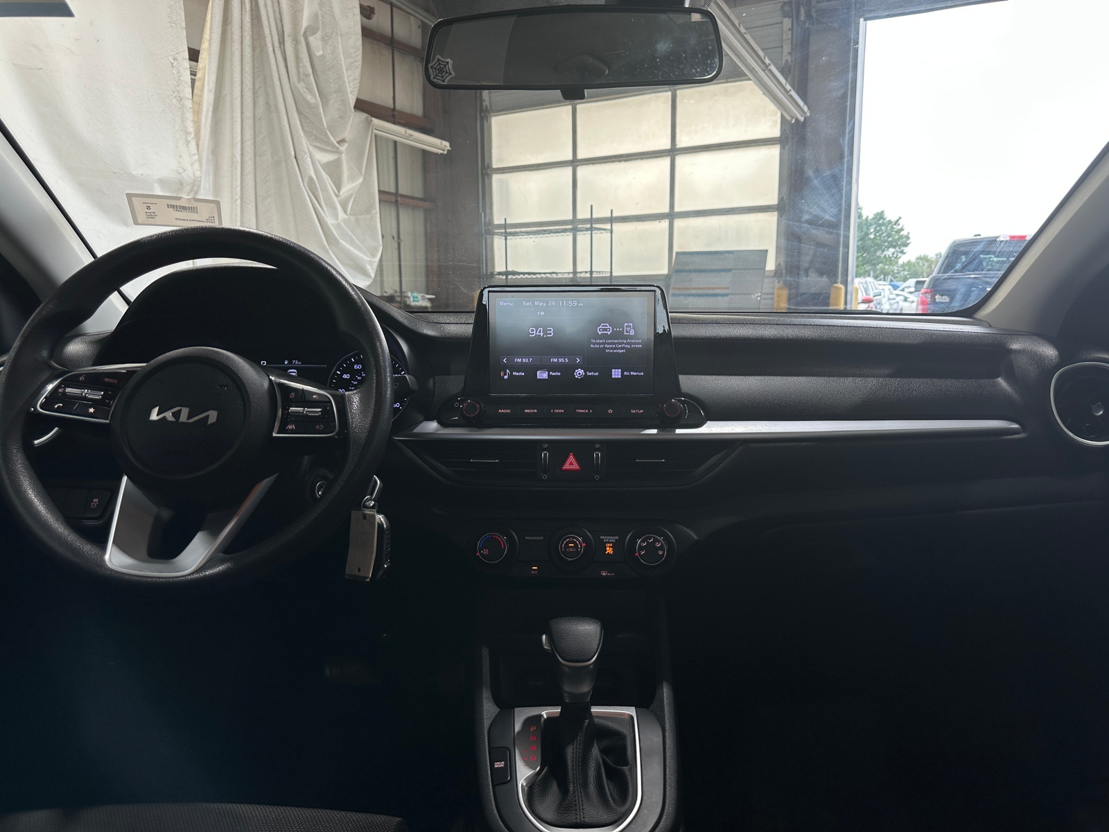 Thumbnail: 2022 Kia Forte - 3