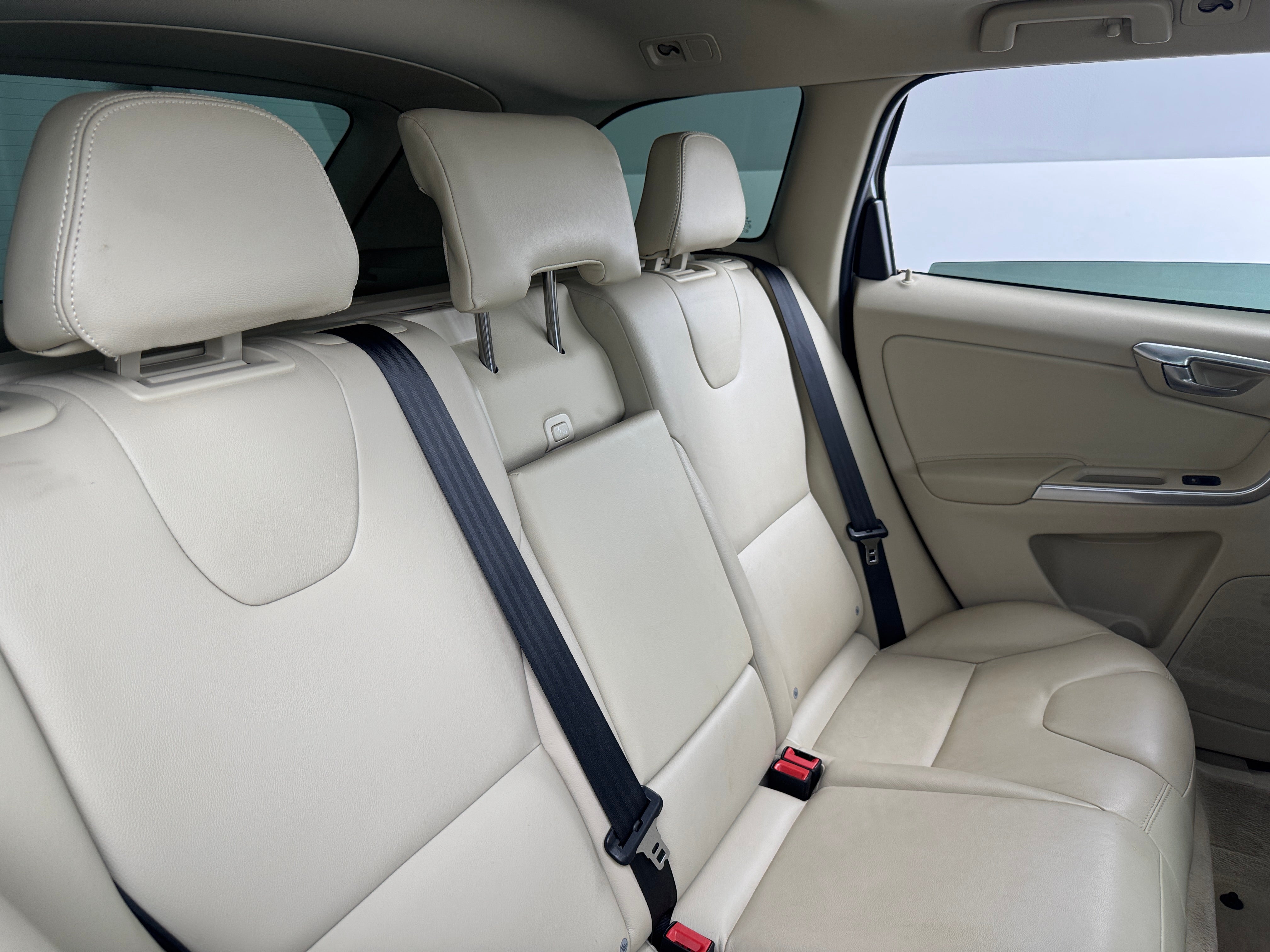 2015 Volvo XC60 T6 5