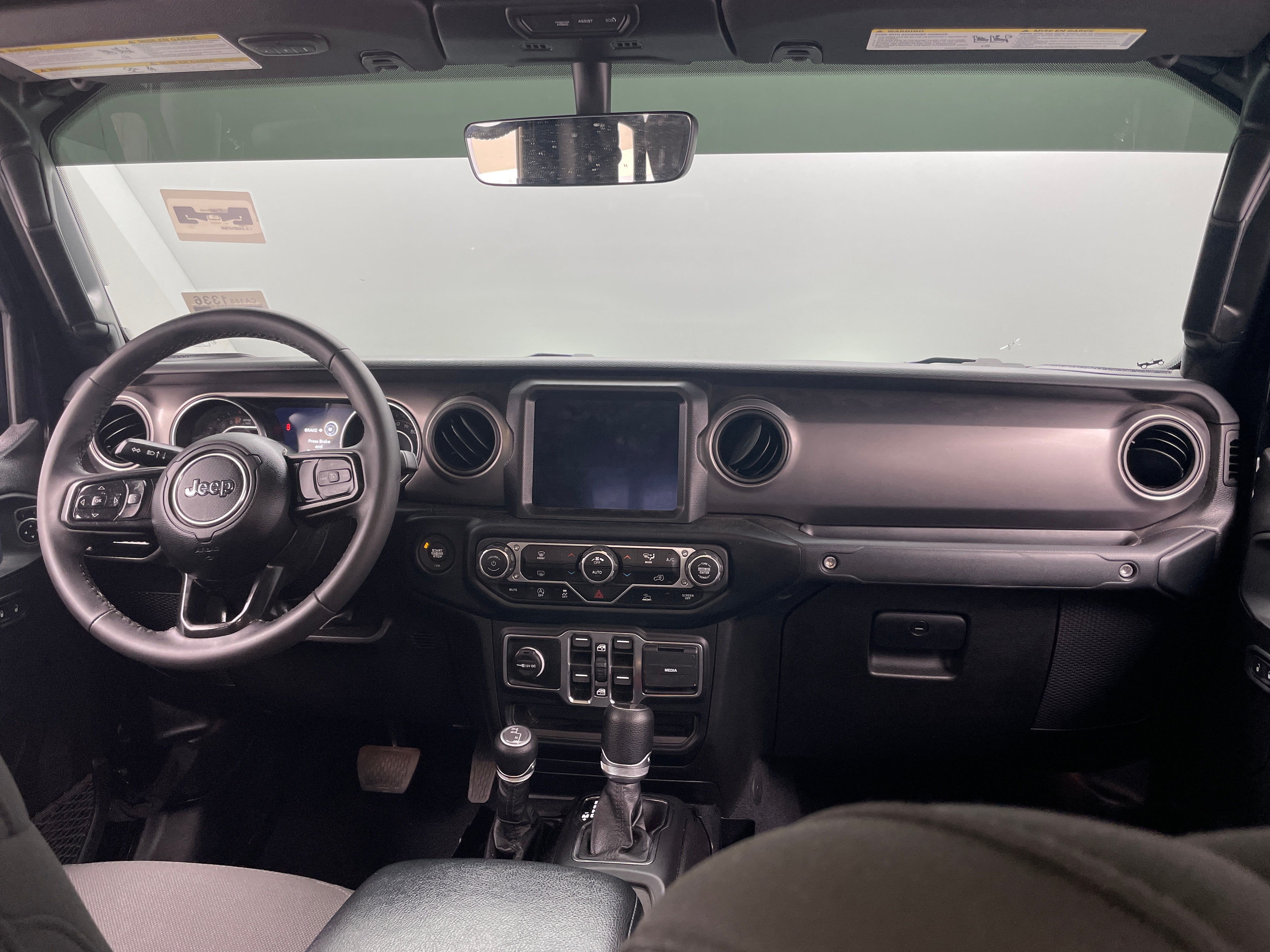 2023 Jeep Gladiator Willys 3